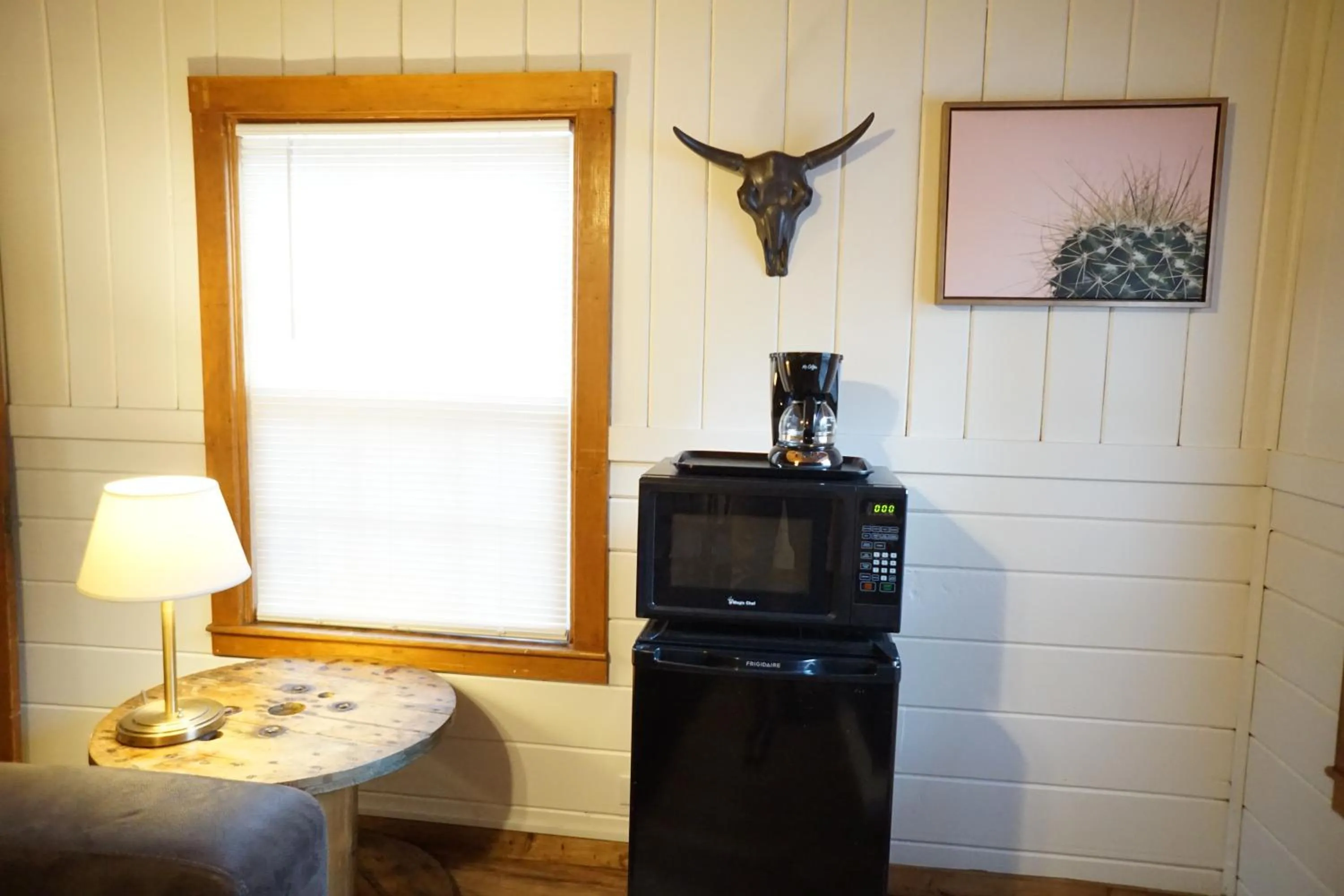 Shaver Lake Village Hotel