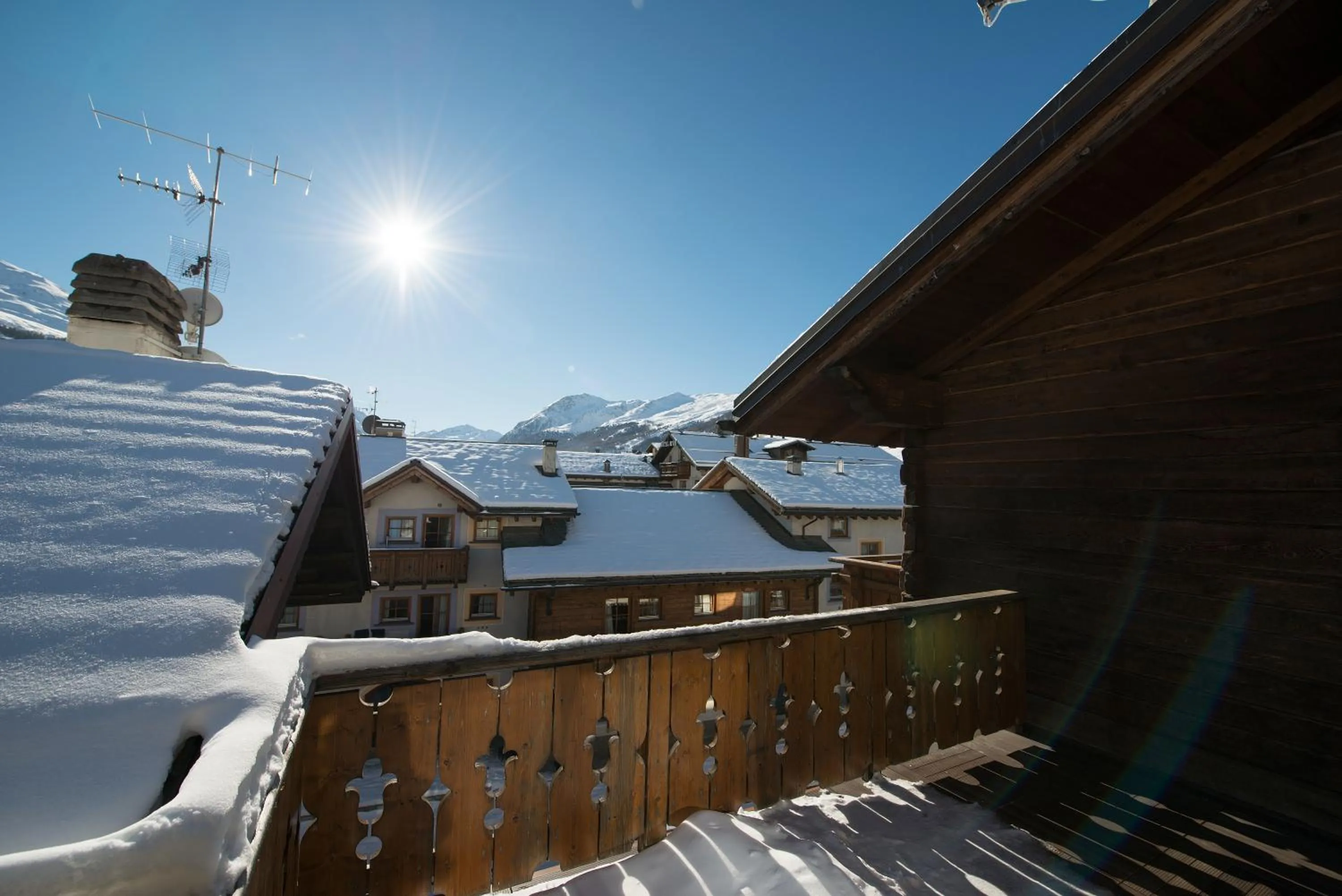 Balcony/Terrace in Hotel Crosal