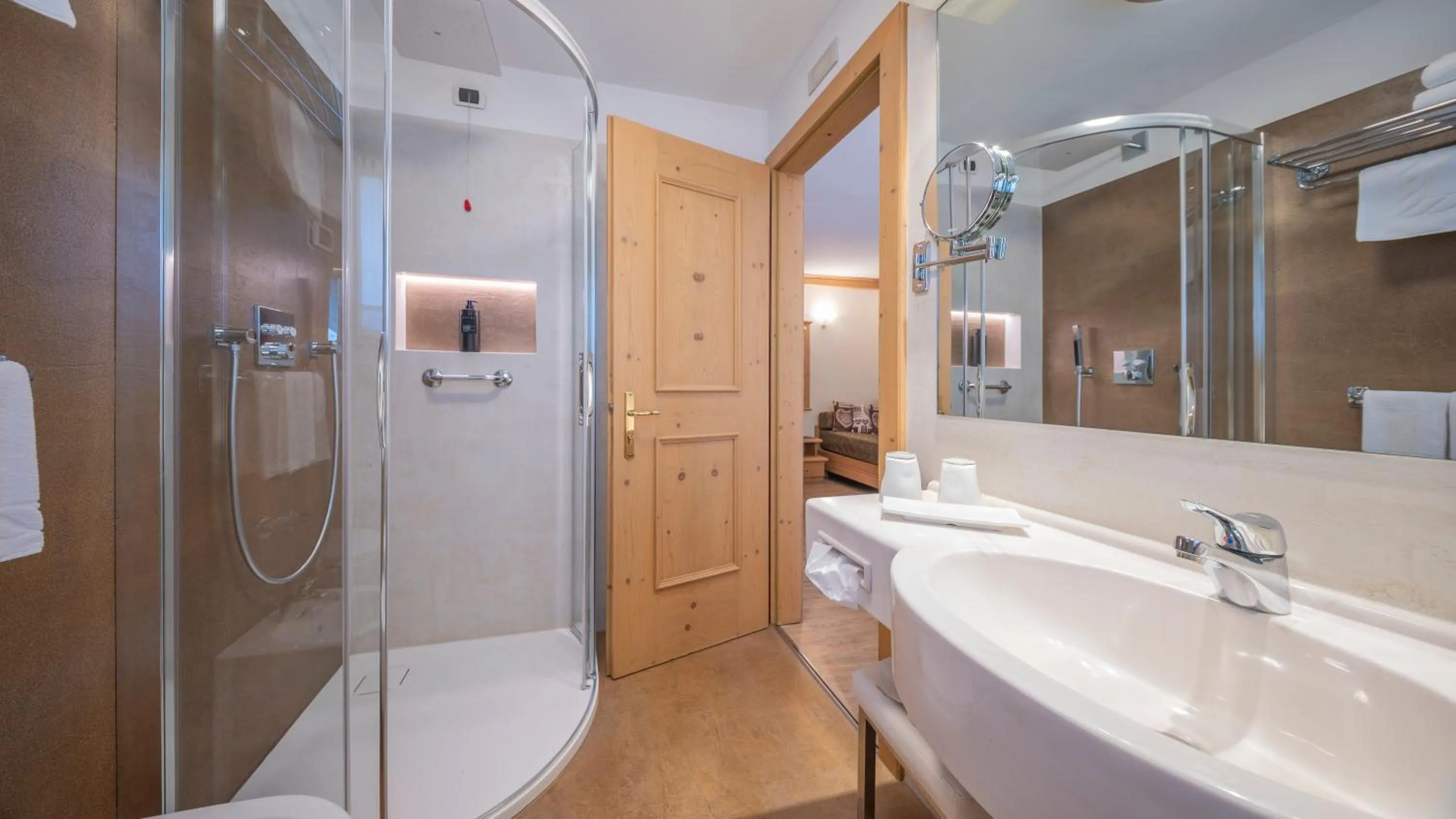 Bathroom in Hotel Crosal