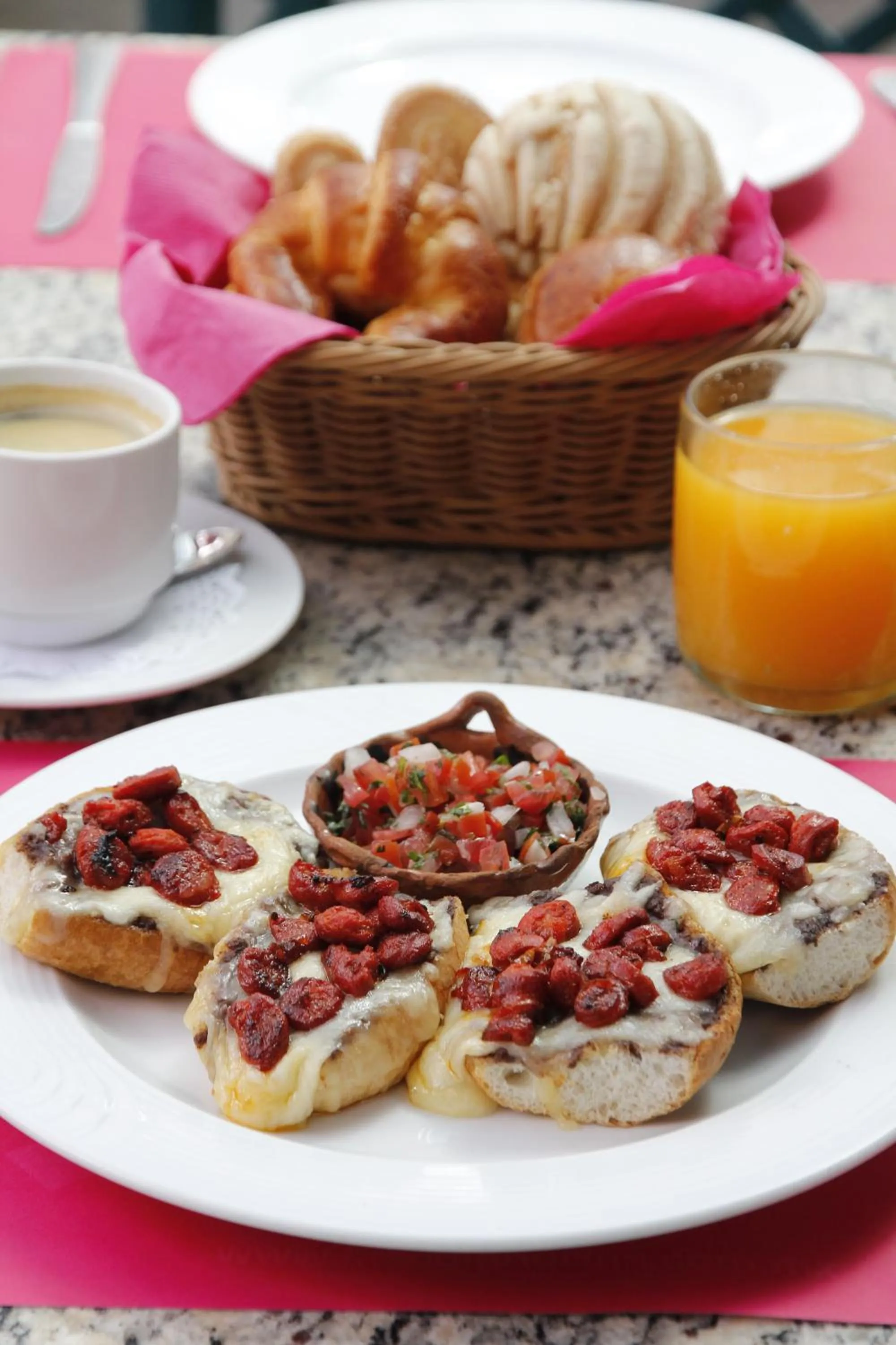 Breakfast in Las Calandrias