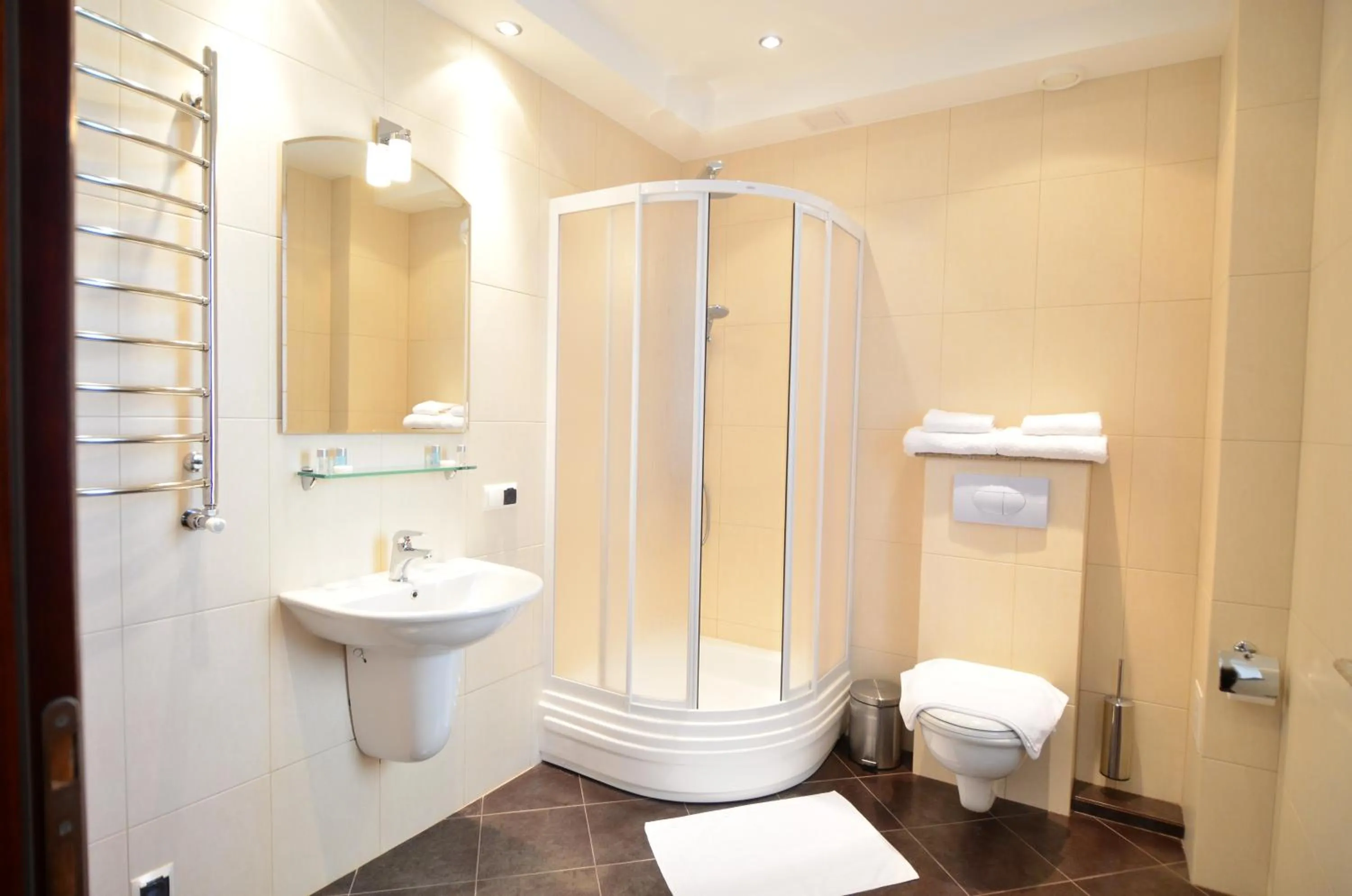 Bathroom in Platinum Hotel