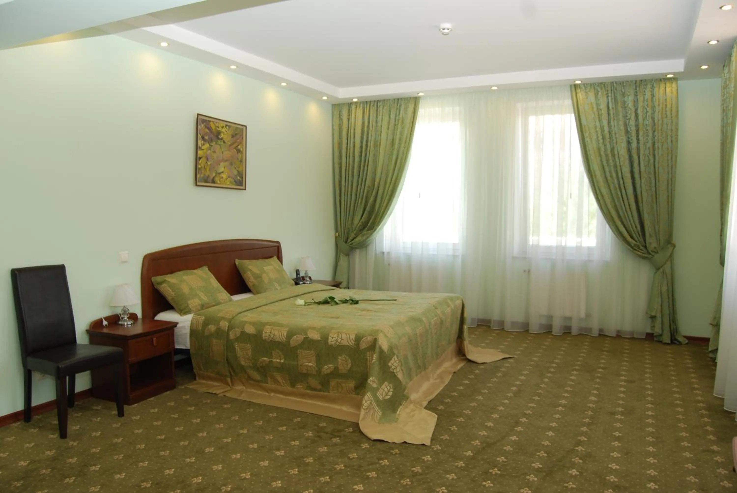 Bed in Platinum Hotel