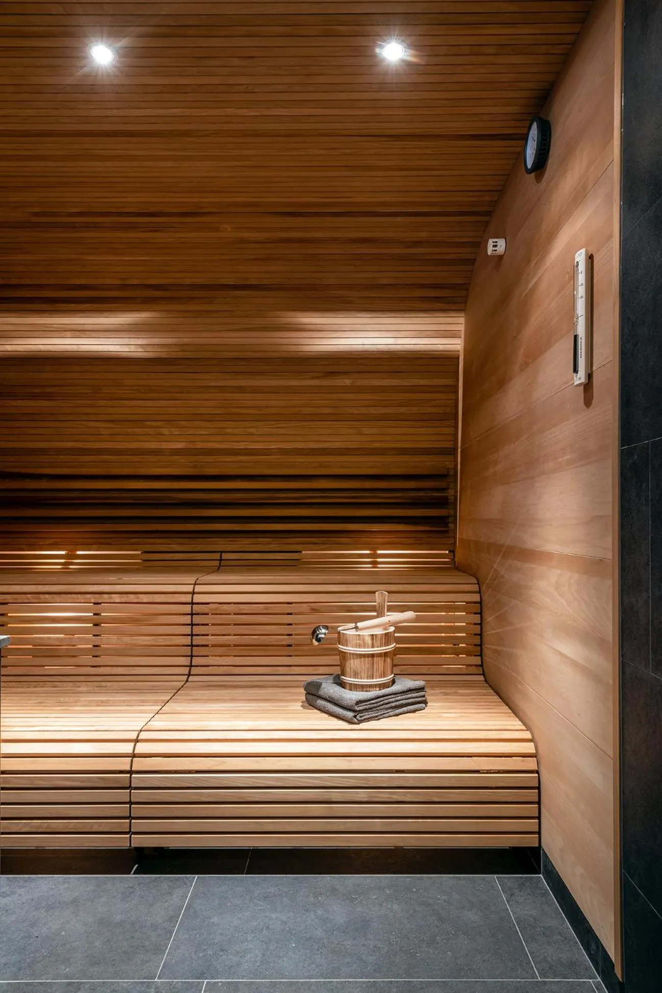 Sauna in Hotel das Zwölferhaus