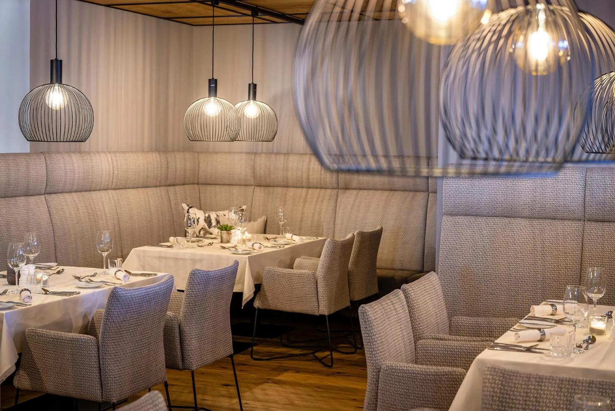 Restaurant/places to eat in Hotel das Zwölferhaus