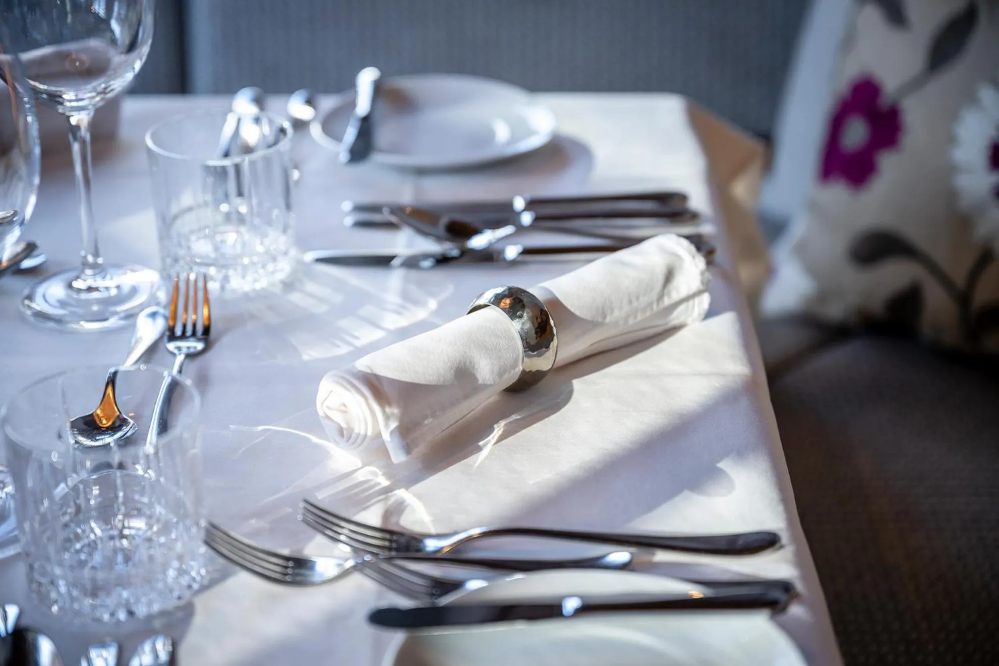 Restaurant/places to eat in Hotel das Zwölferhaus