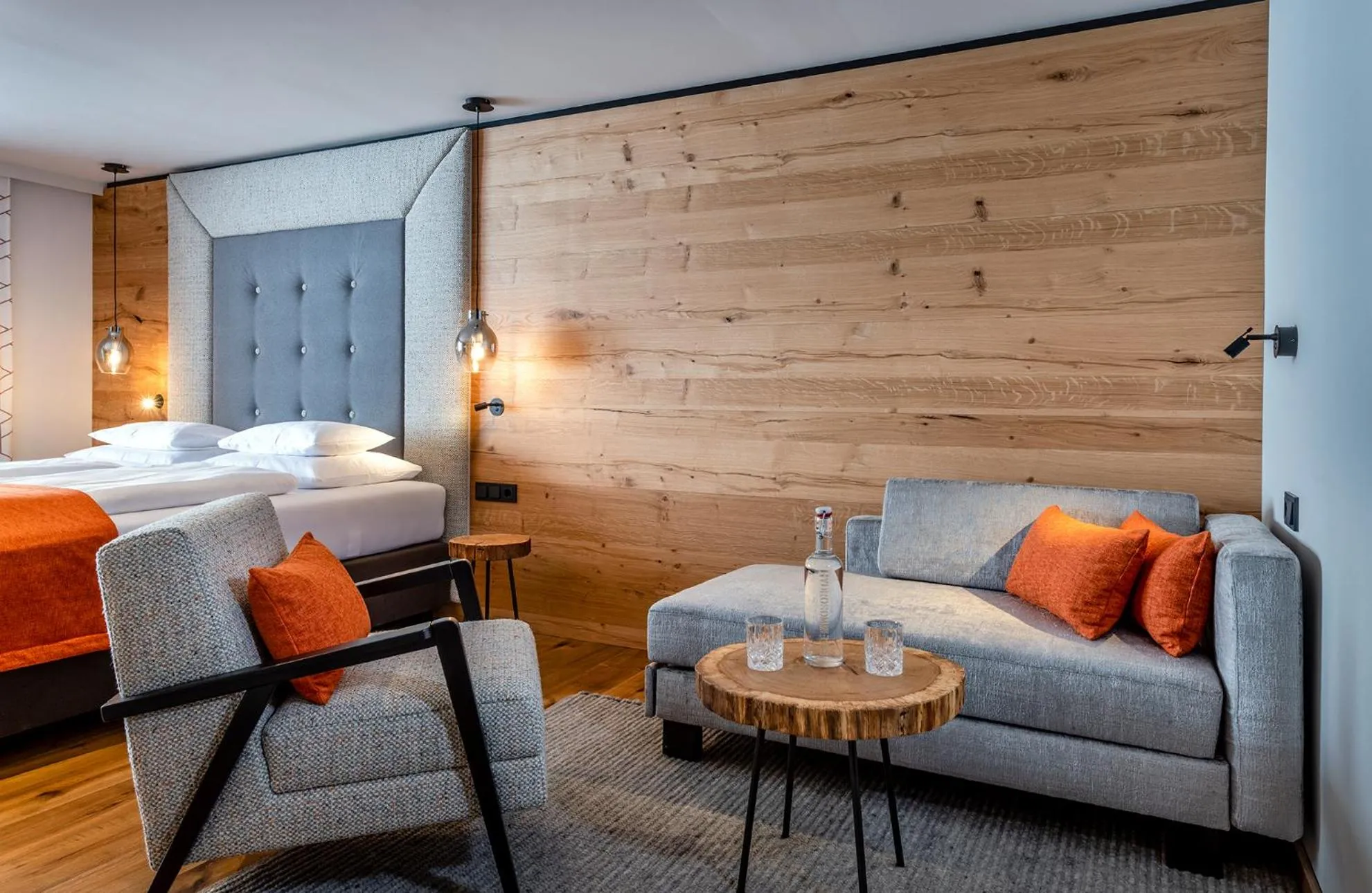 Photo of the whole room, Bed in Hotel das Zwölferhaus