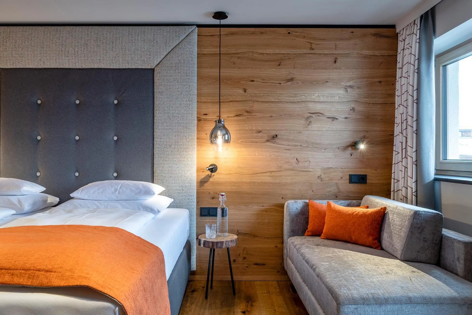 Photo of the whole room, Bed in Hotel das Zwölferhaus