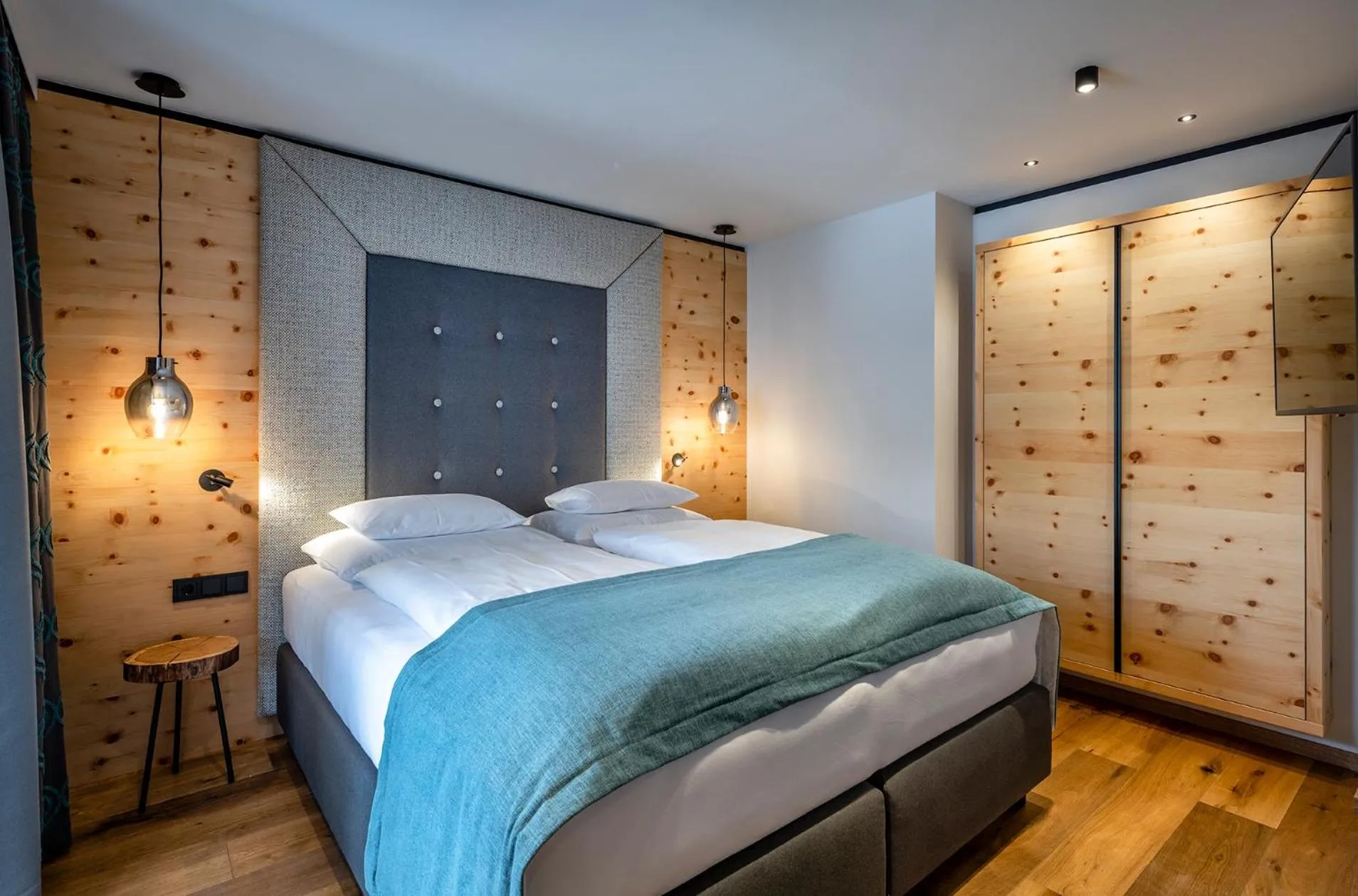 Bed in Hotel das Zwölferhaus