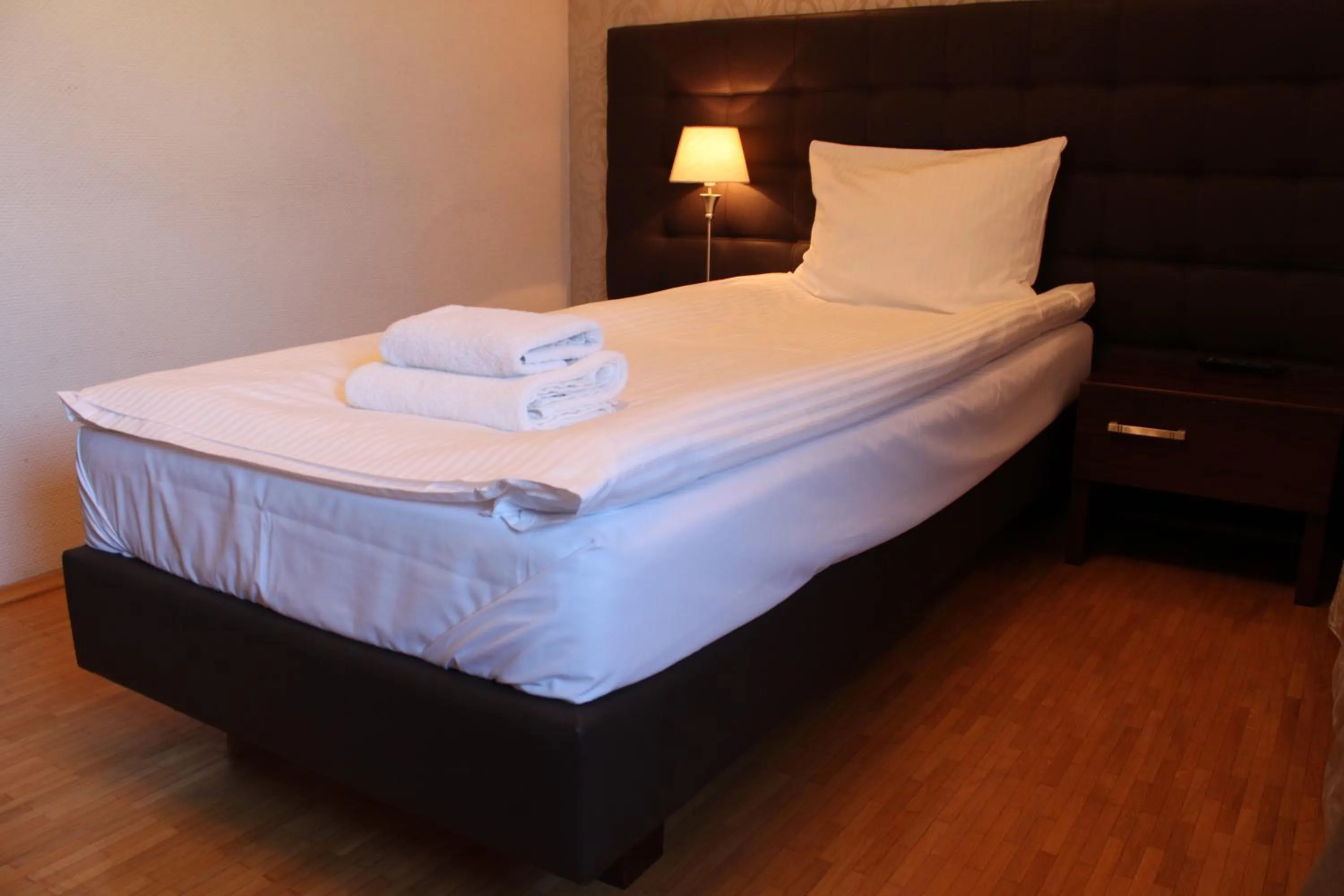 Bed in Hotel Oriza