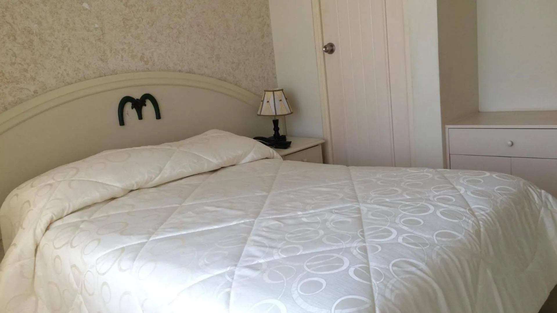Bed in Hotel Mediterraneo Arequipa