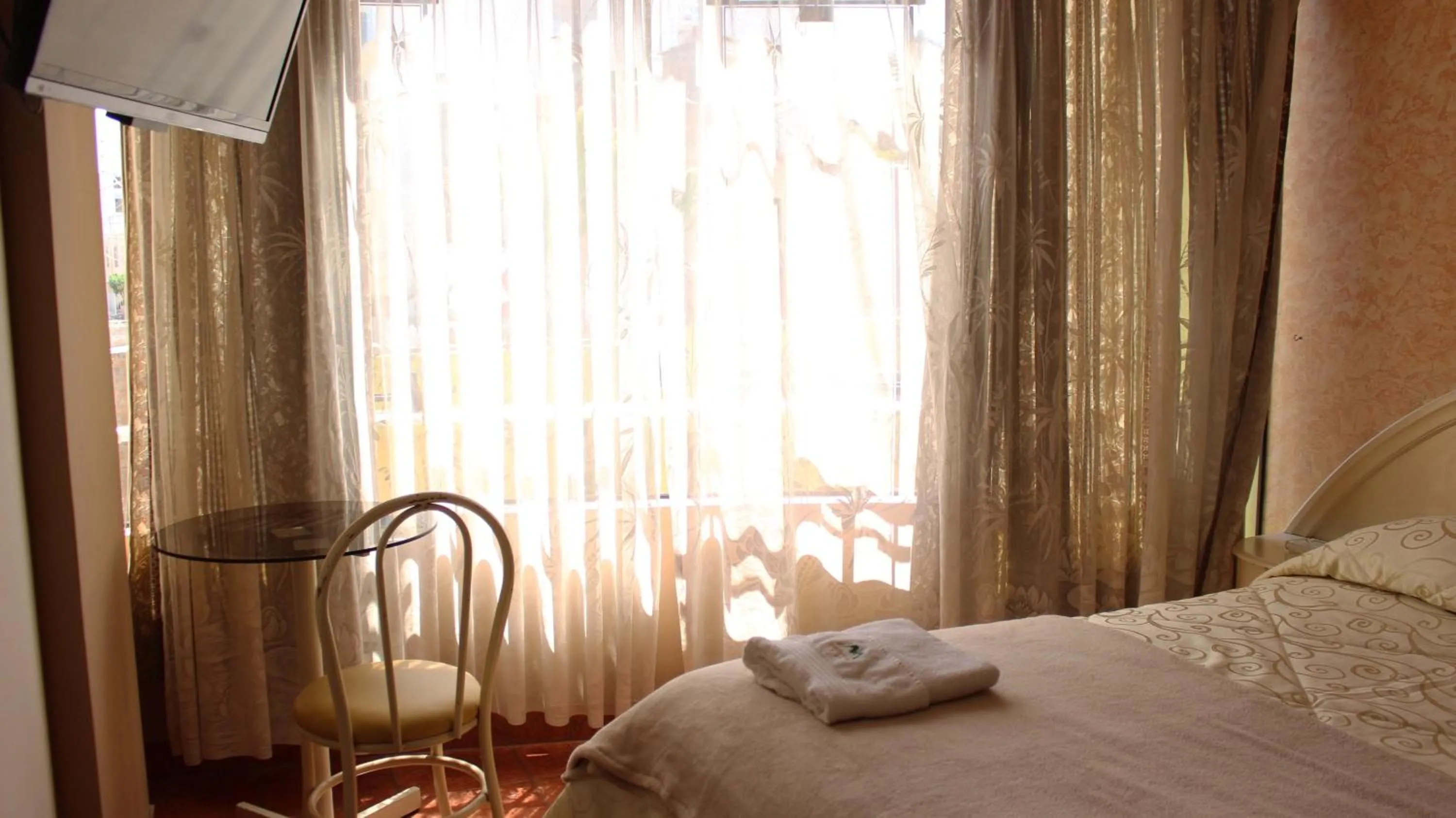 Bed in Hotel Mediterraneo Arequipa
