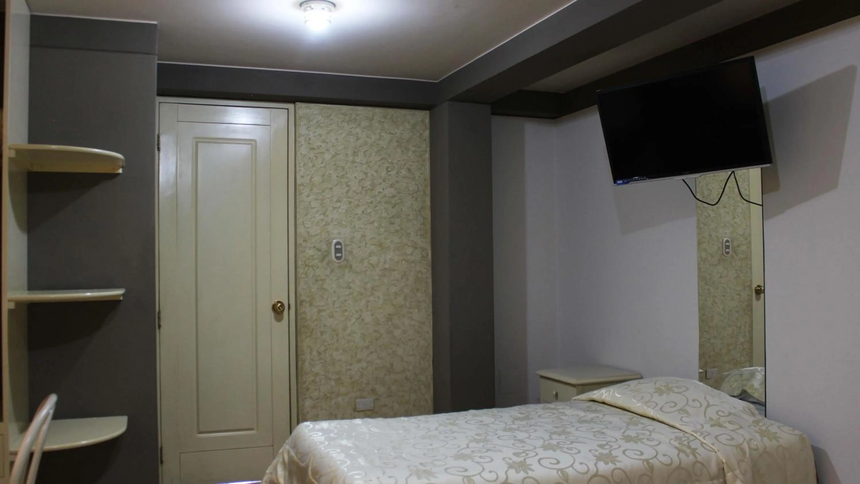 Bed in Hotel Mediterraneo Arequipa