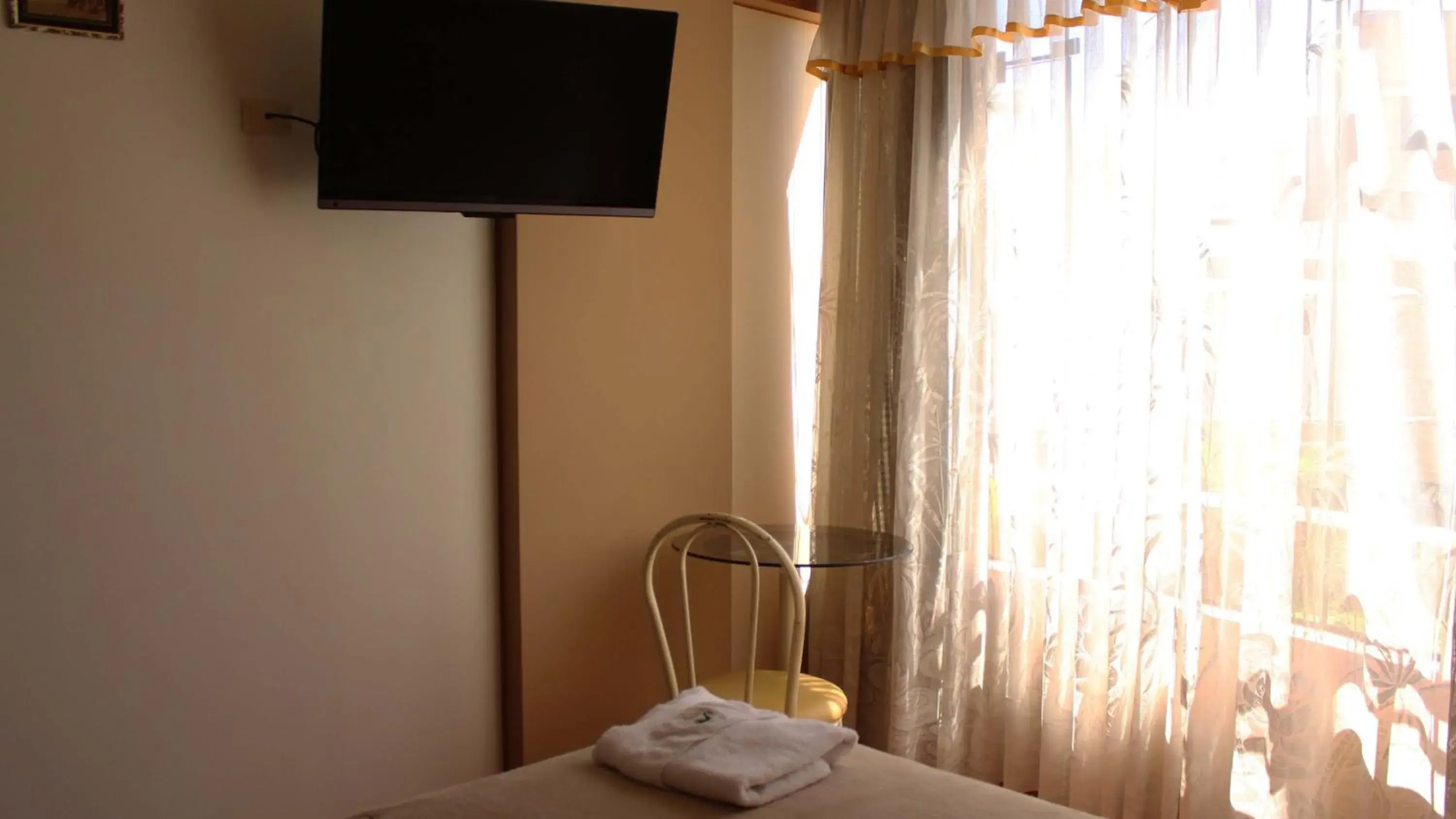 Single Room in Hotel Mediterraneo Arequipa Single Room in Hotel Mediterraneo Arequipa