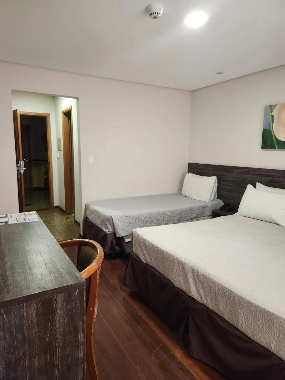 Photo of the whole room, Bed in Colonial Plaza Hotel Pindamonhangaba