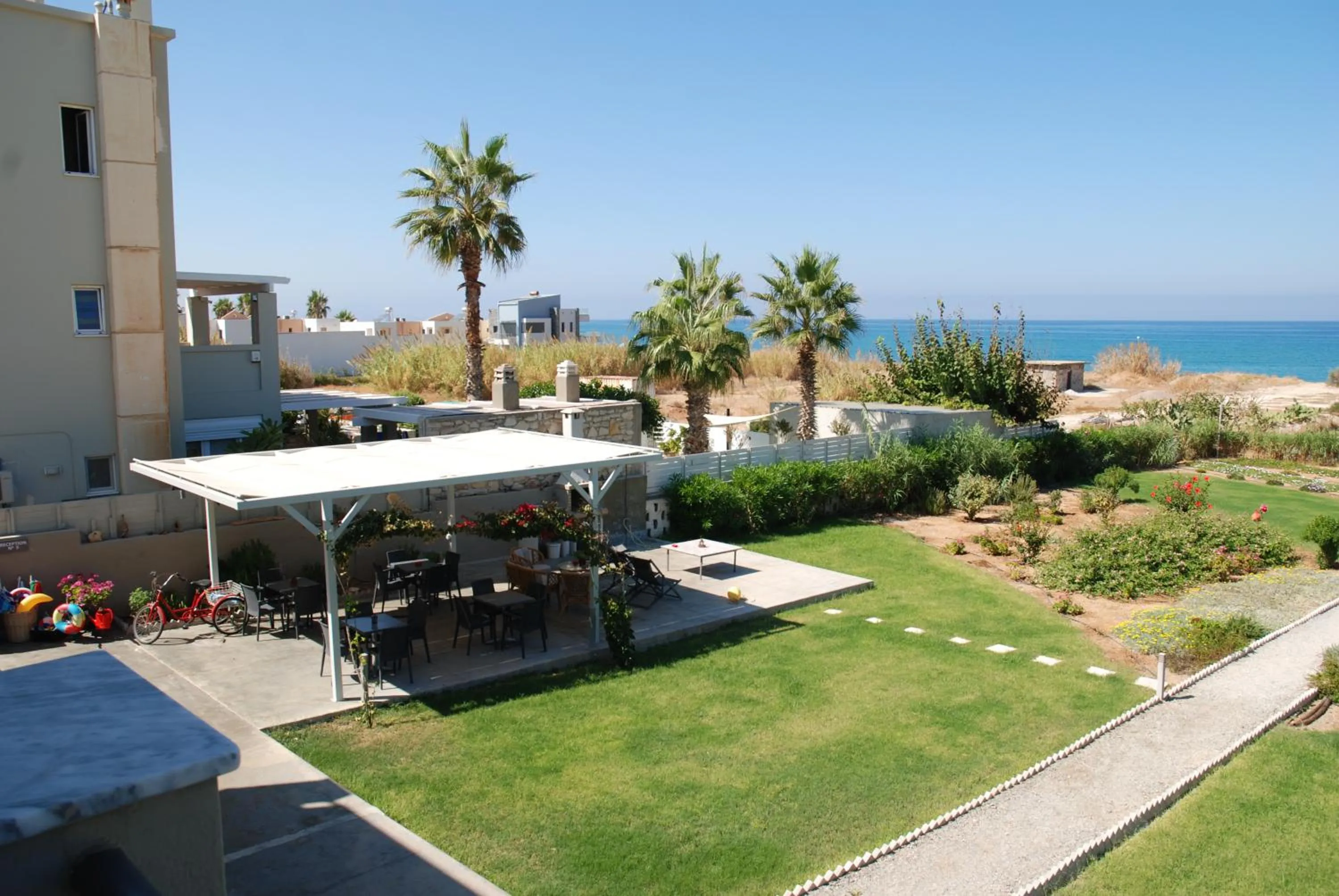 Yiannis Apartments