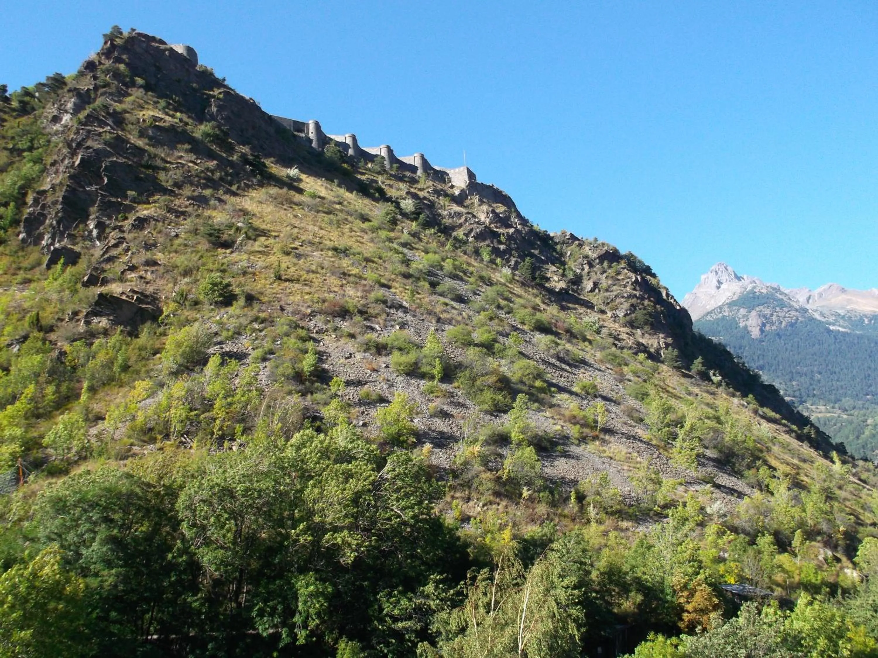 Area and facilities in Hôtel Le Commerce