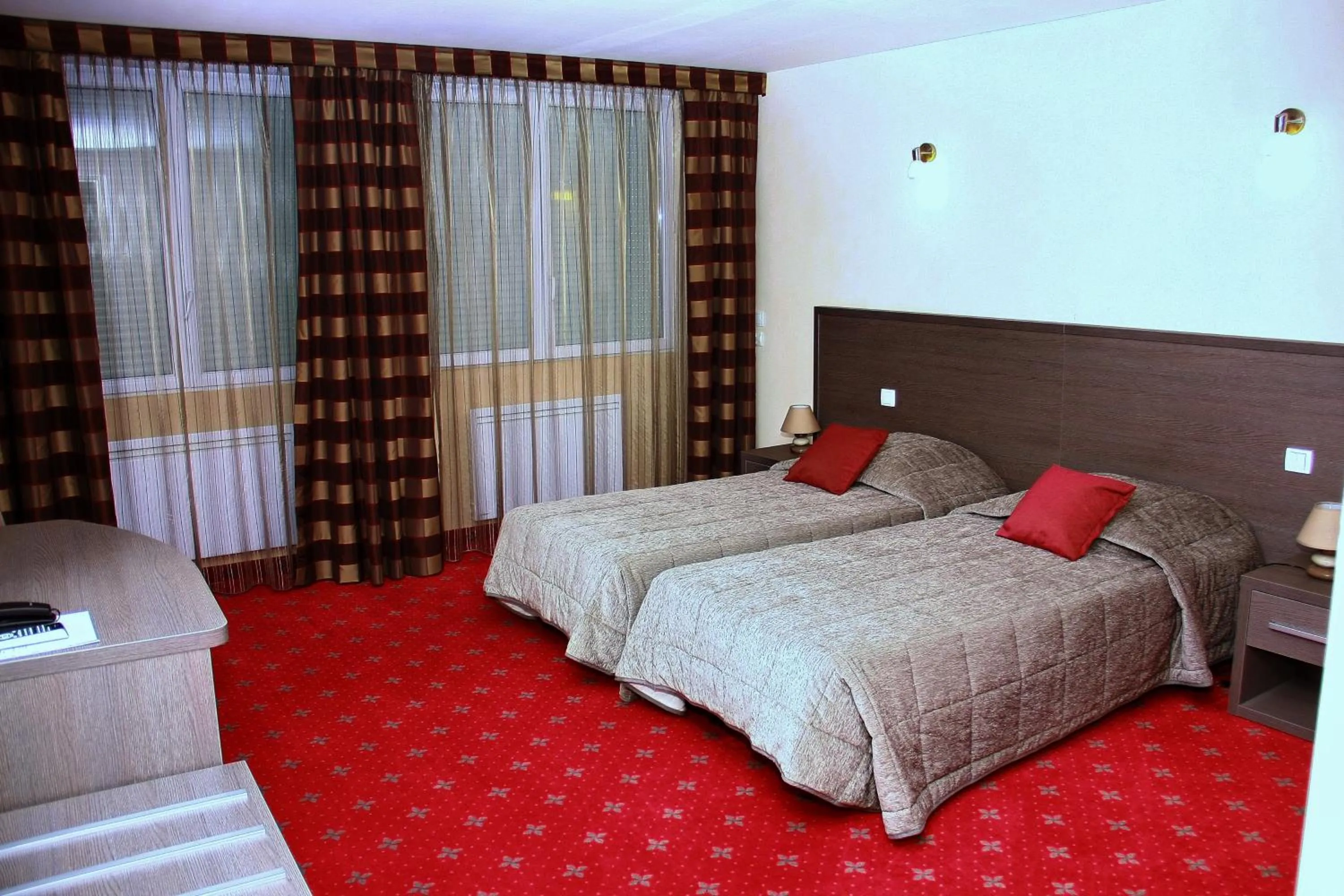 Other, Bed in Hôtel Le Commerce