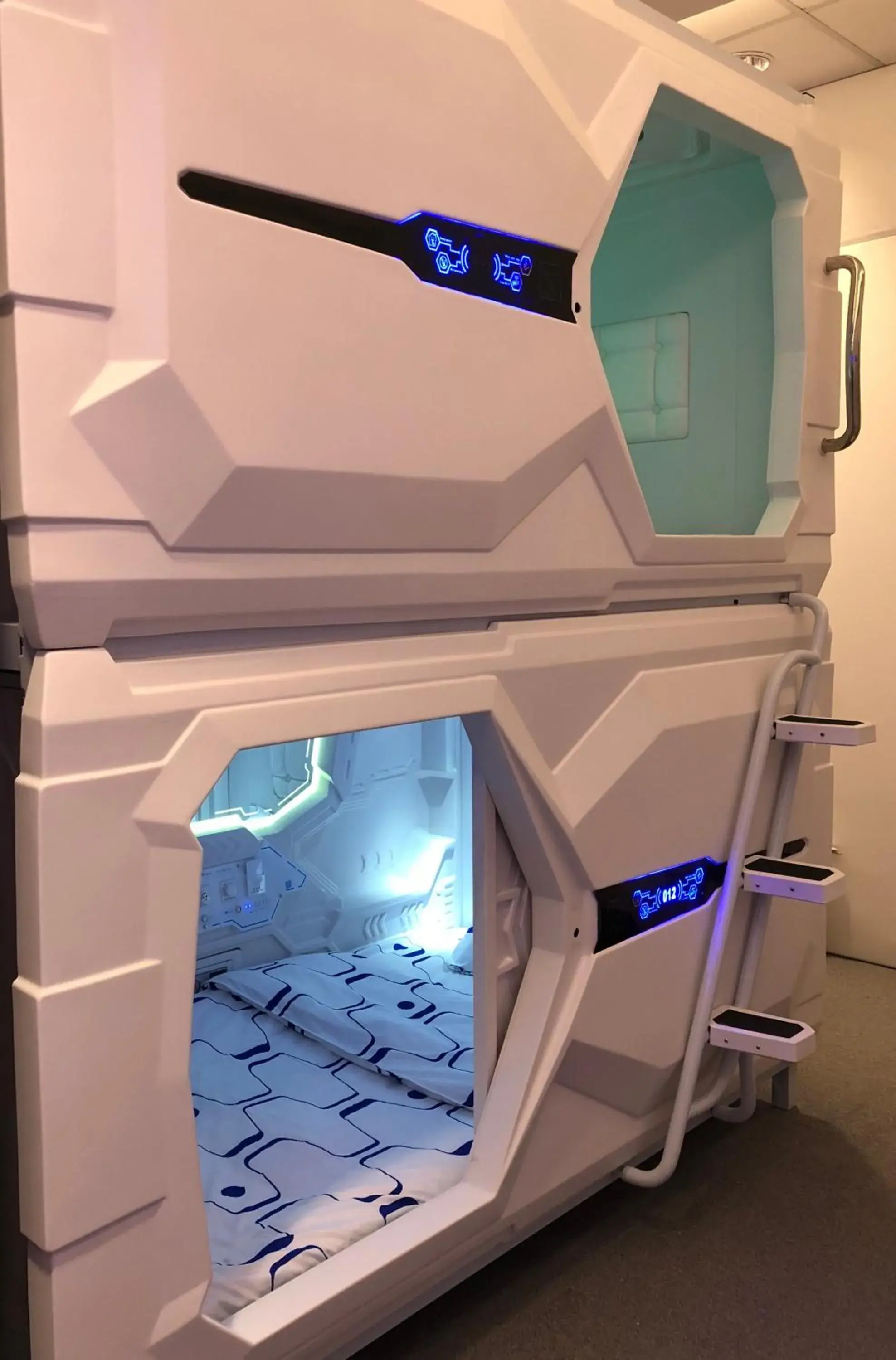 1 Pod in Male Dorm in Dormitos 1 Pod in Male Dorm in Dormitos