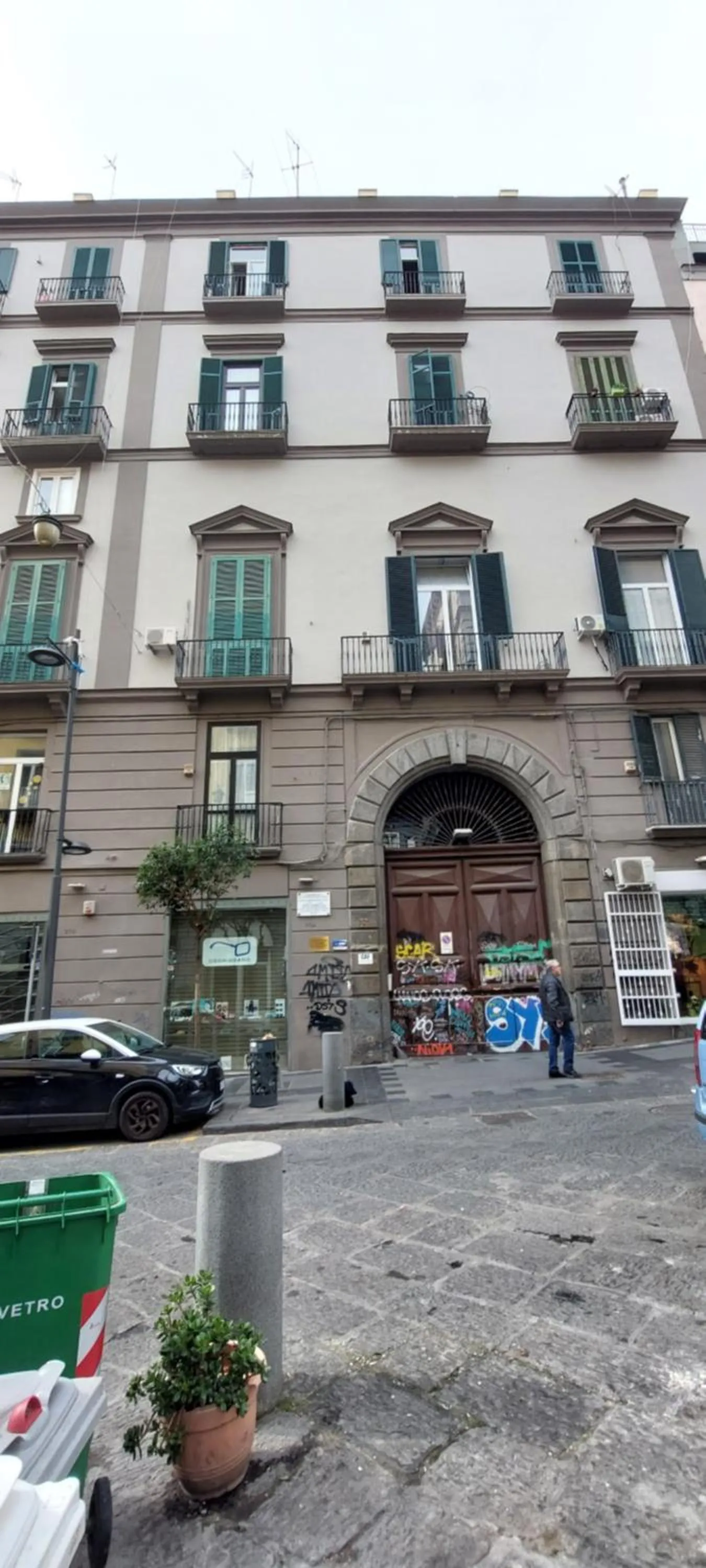 Property building in Metro duomo b&b