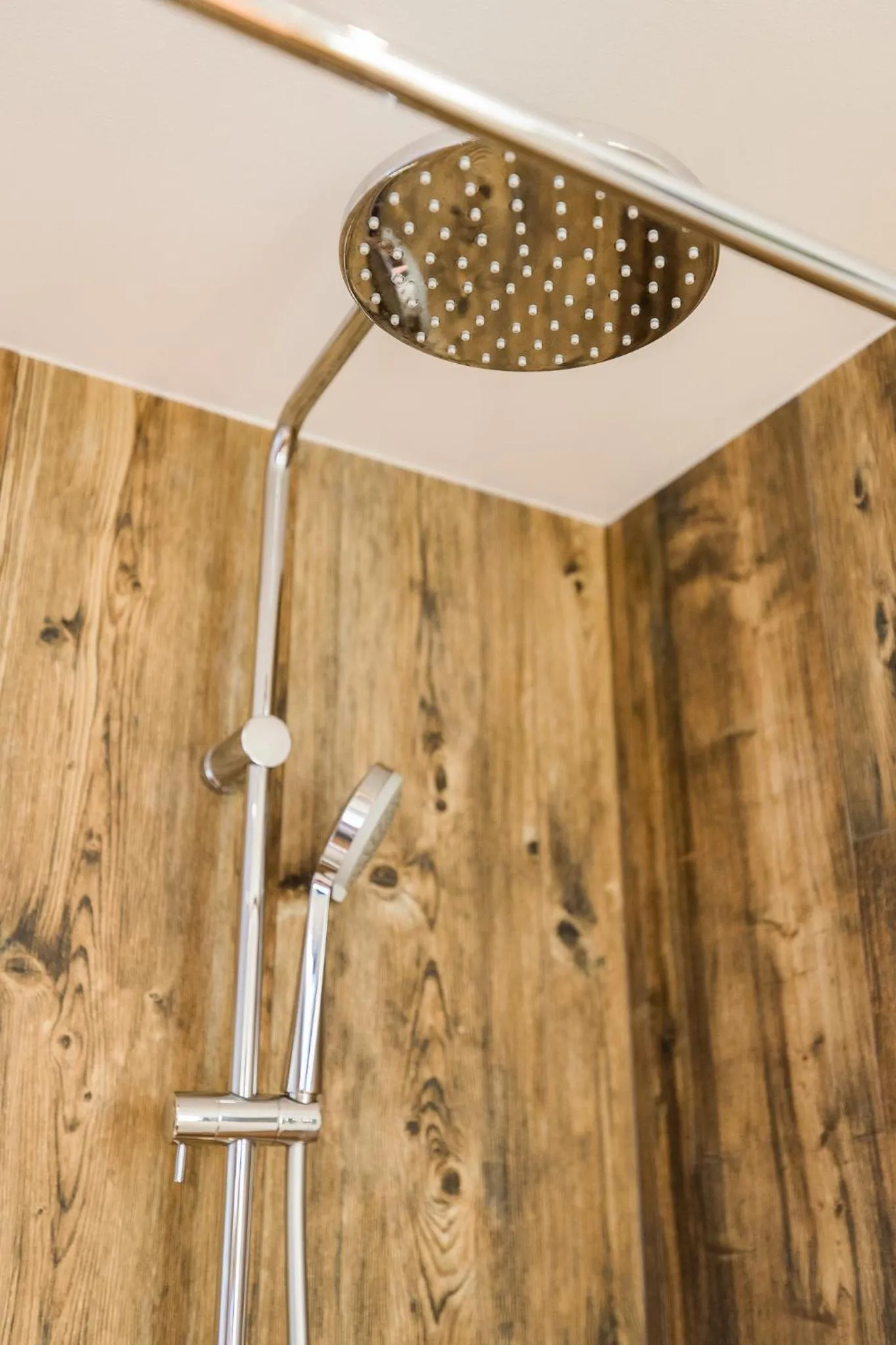 Shower in Gästehaus Hornegger