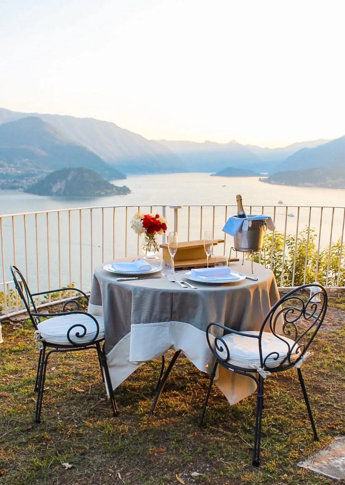 Dinner in Castello di Vezio in the Village