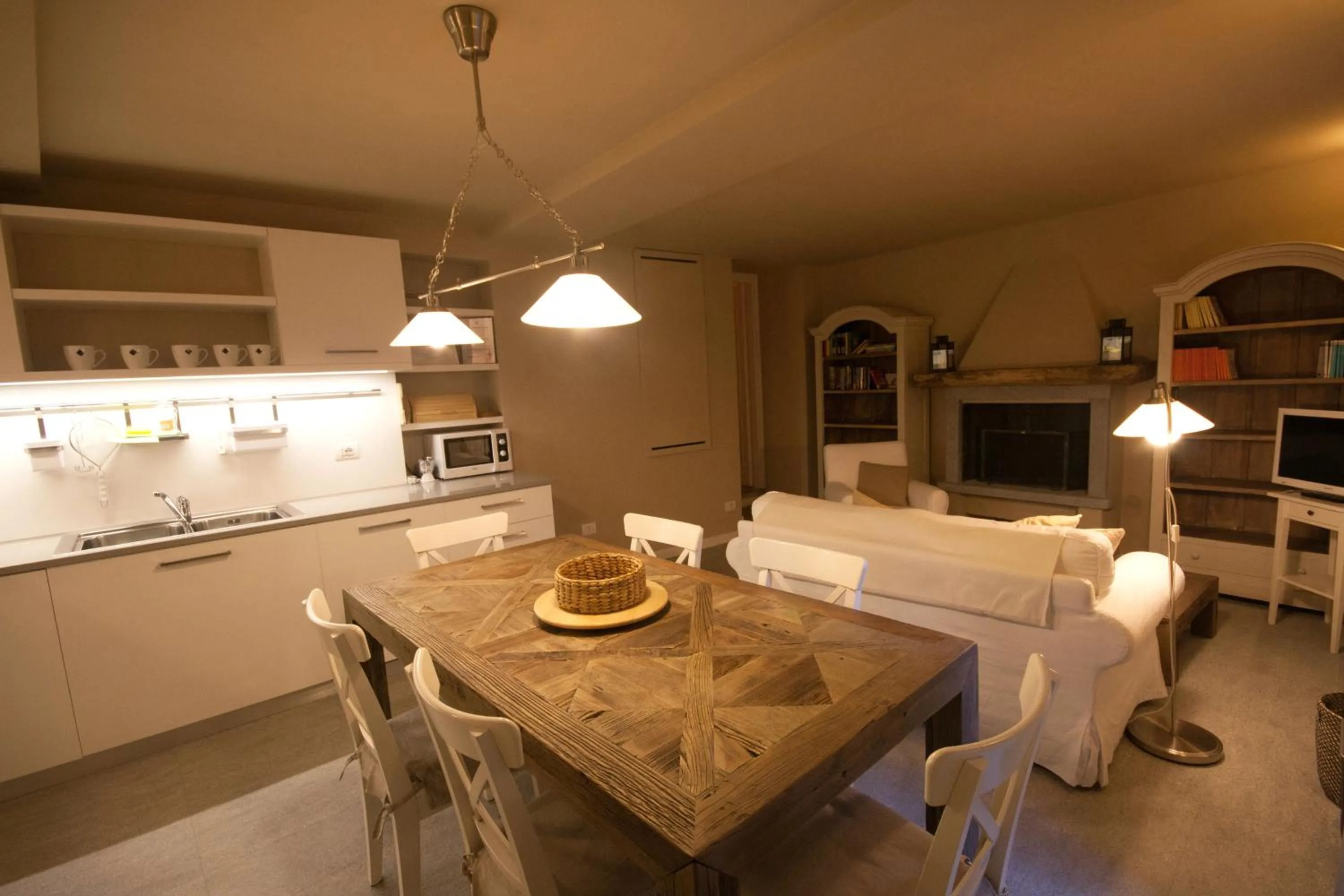 Photo of the whole room in Castello di Vezio in the Village
