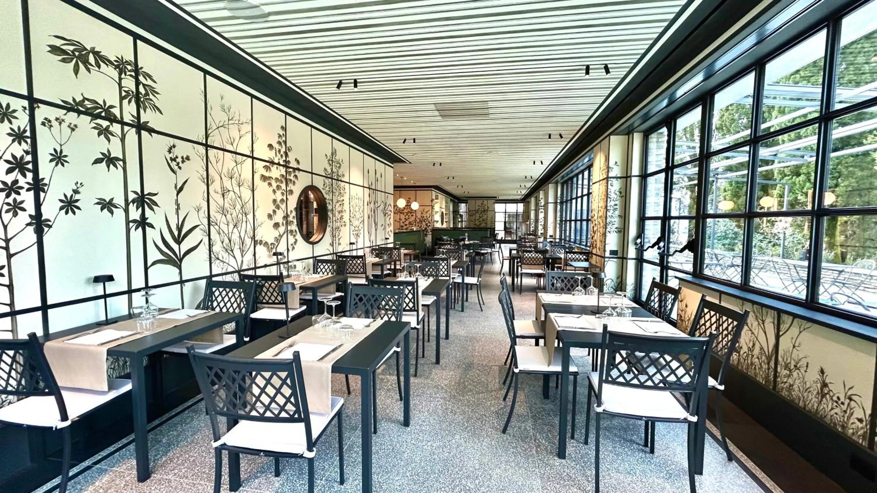 Restaurant/places to eat in Castello di Vezio in the Village