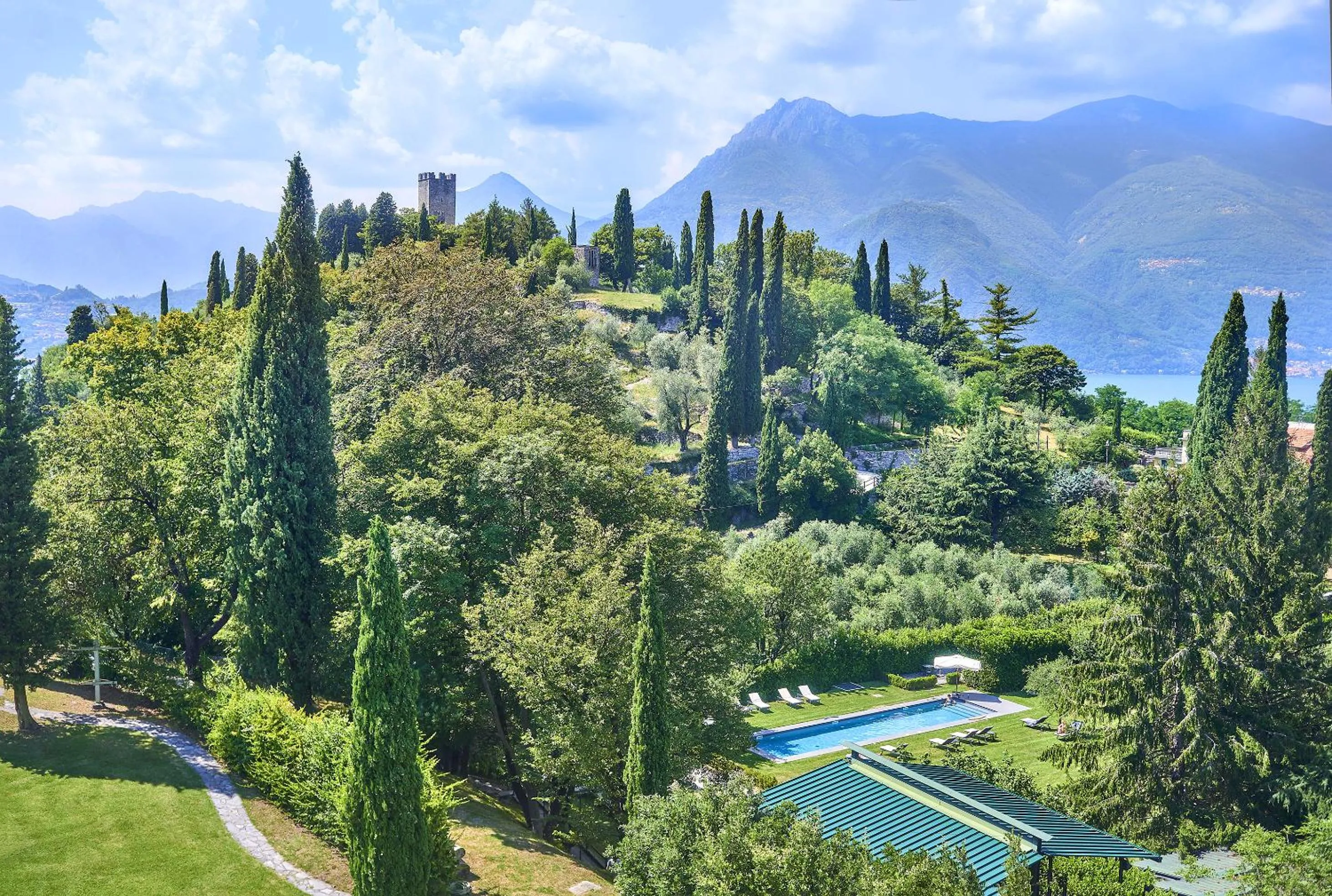 Swimming pool in Castello di Vezio in the Village