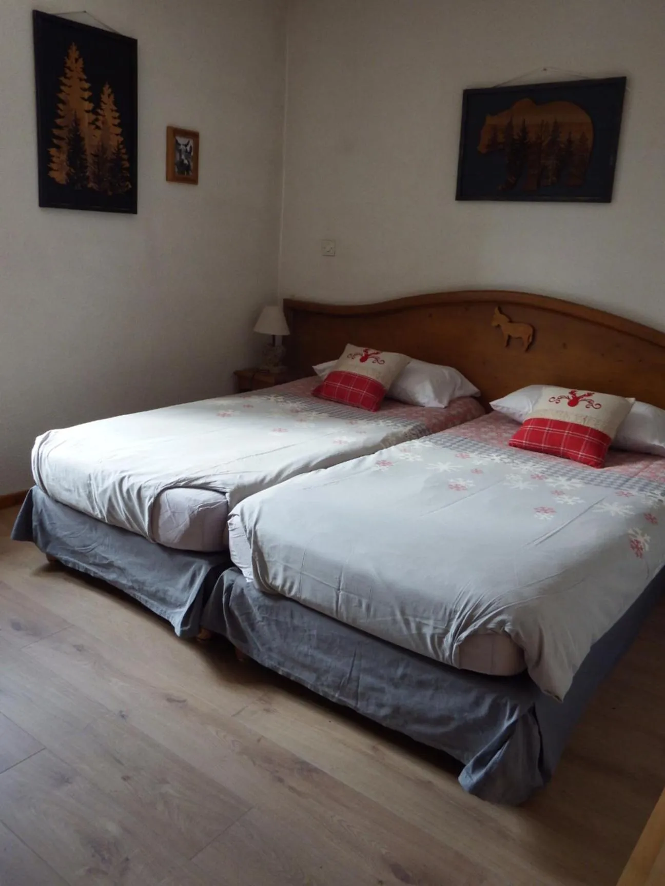 Bed in Auberge du Pont de l'Alp