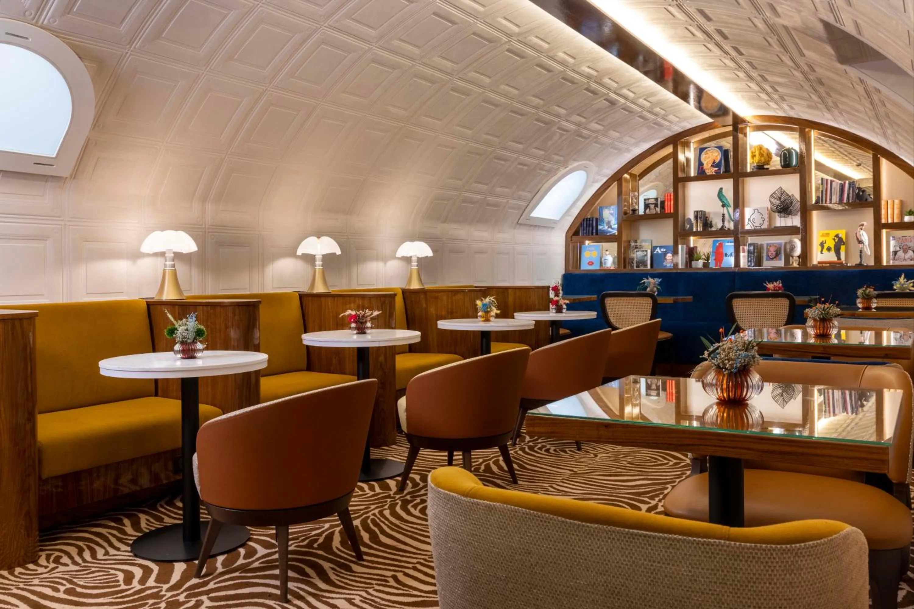 Restaurant/places to eat in Hotel Sleeping Belle - Gare de Lyon Bastille