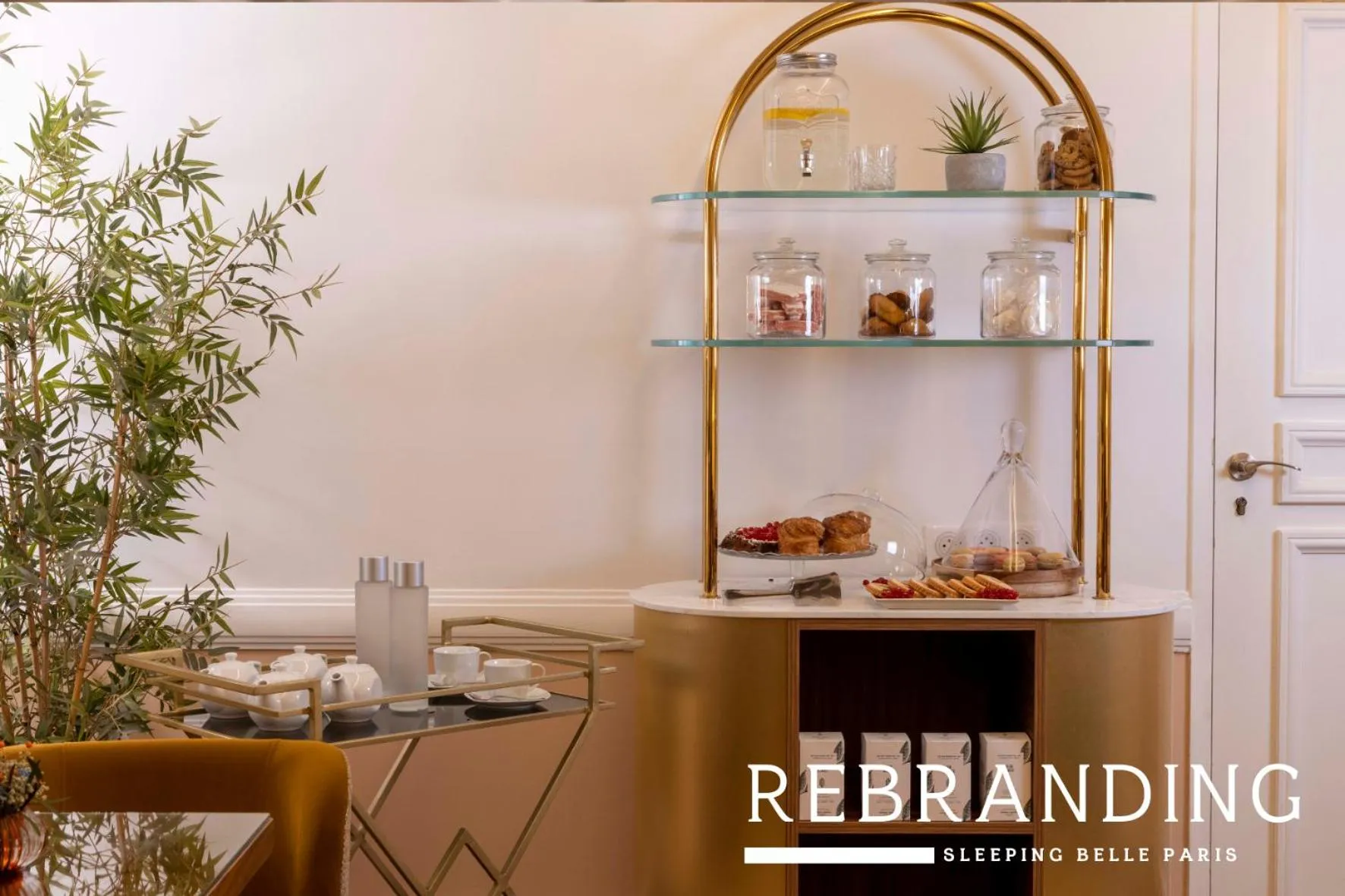 Breakfast in Hotel Sleeping Belle - Gare de Lyon Bastille