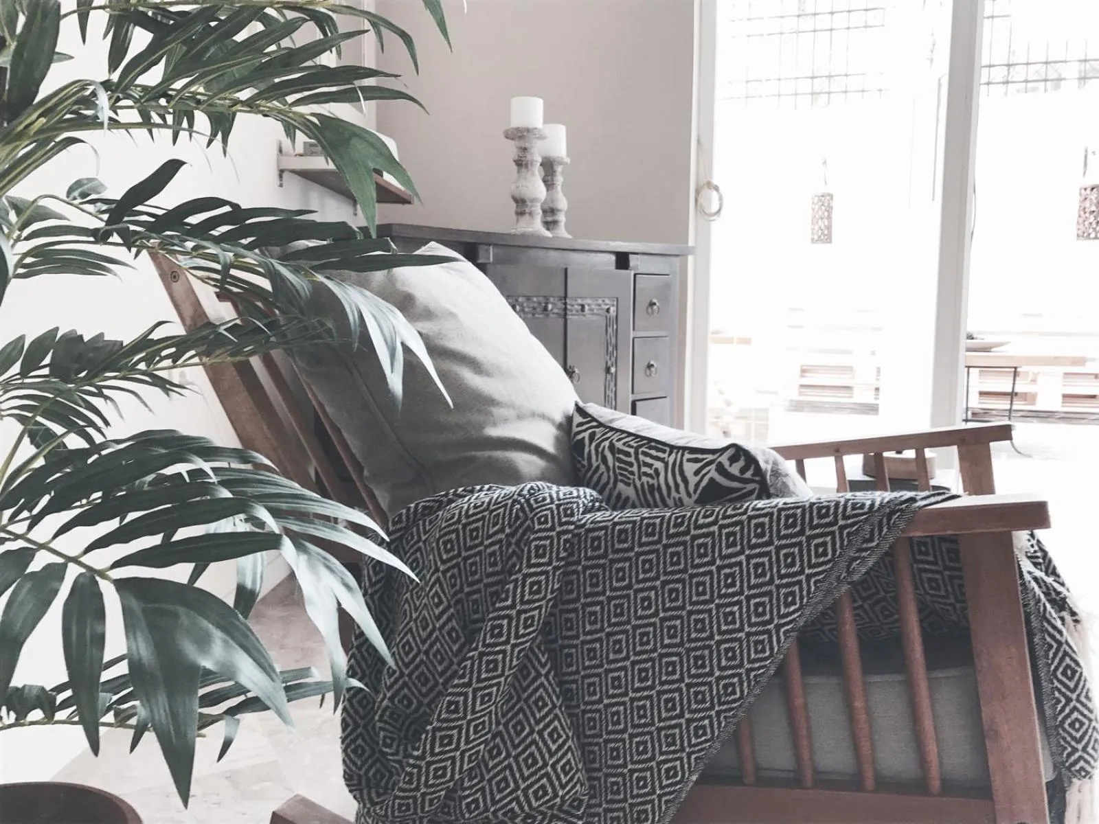 Living room in Calypso Beach Hotel