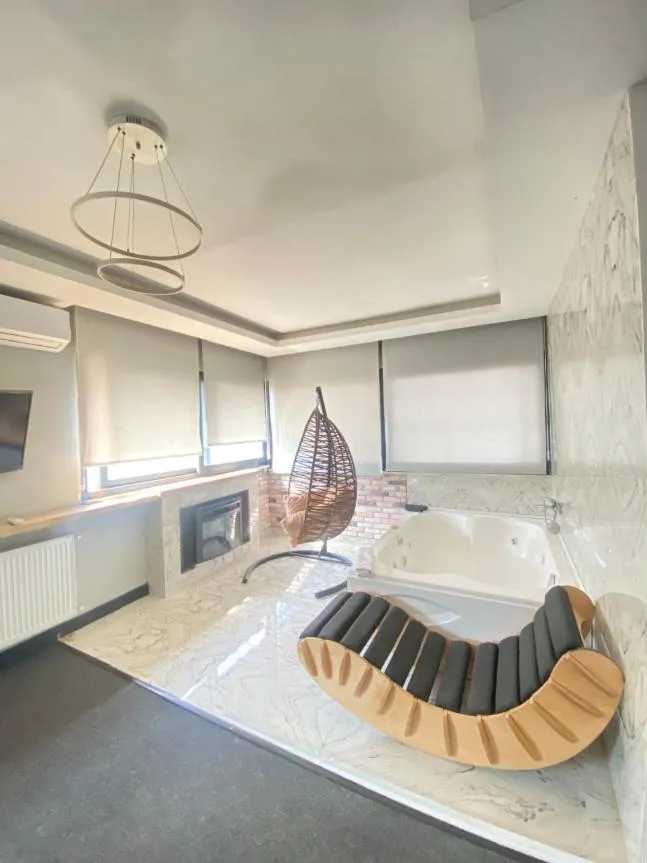 Bed in Samsun Osmanlı Otel