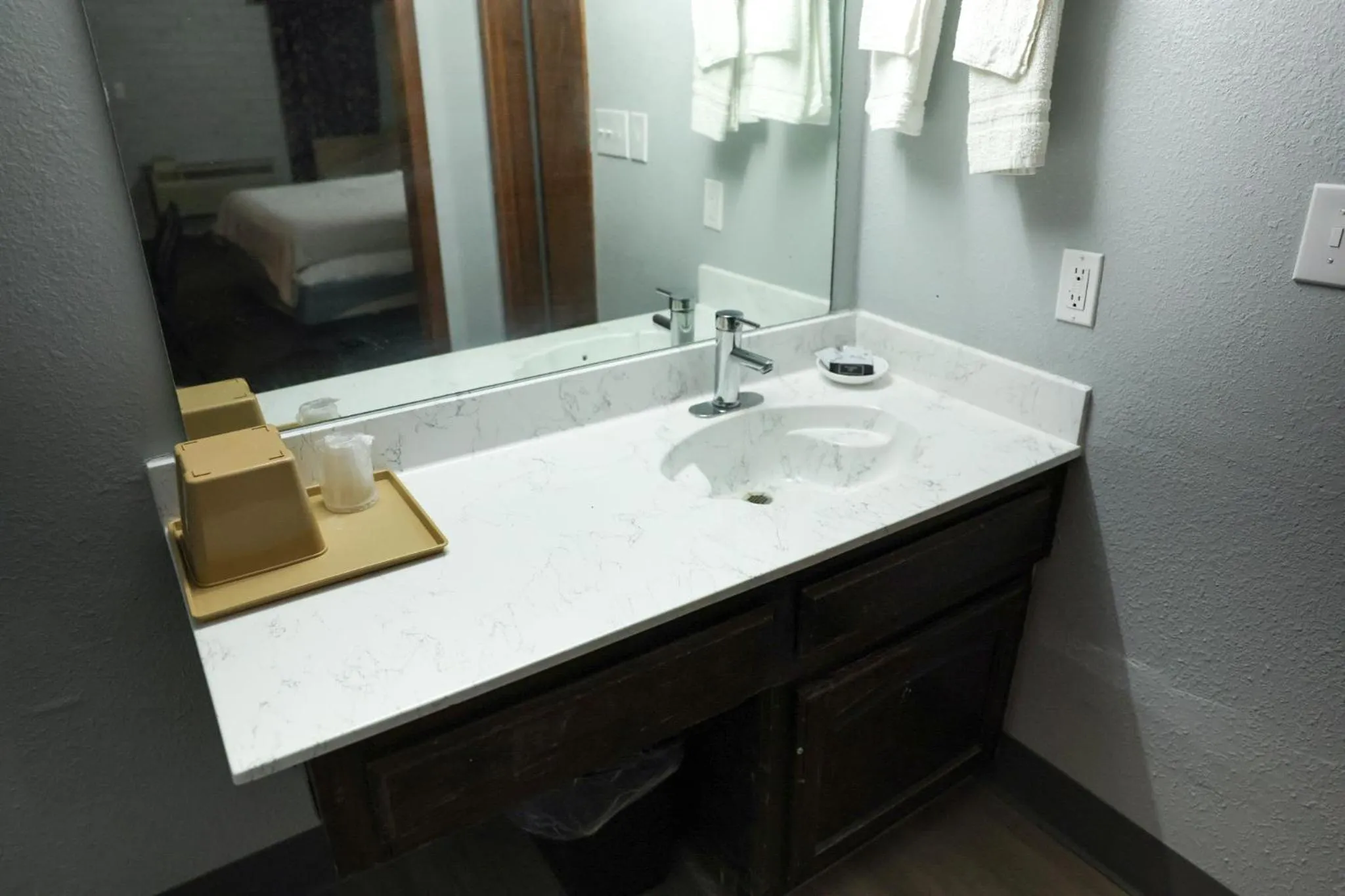 Bathroom in Rittiman Inn and Suites