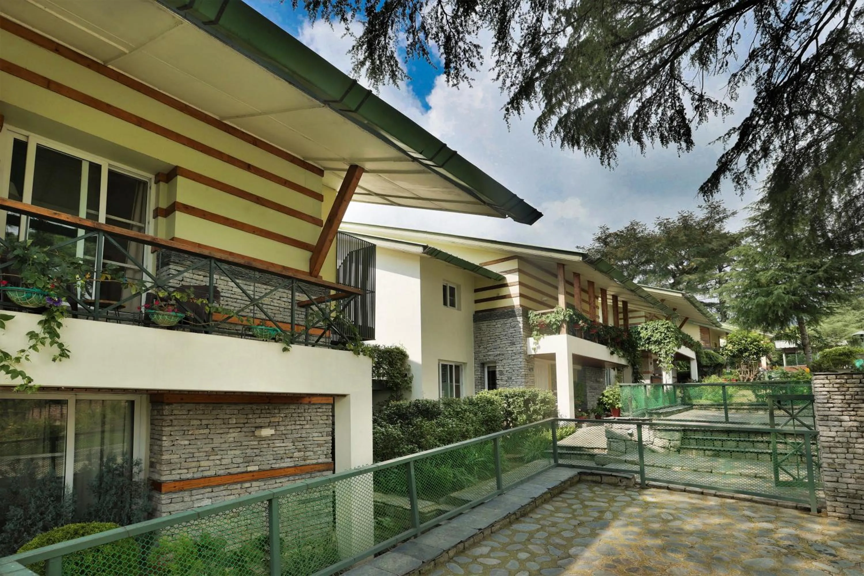 Property building in Lamrin Norwood Green Palampur, Himachal Pradesh