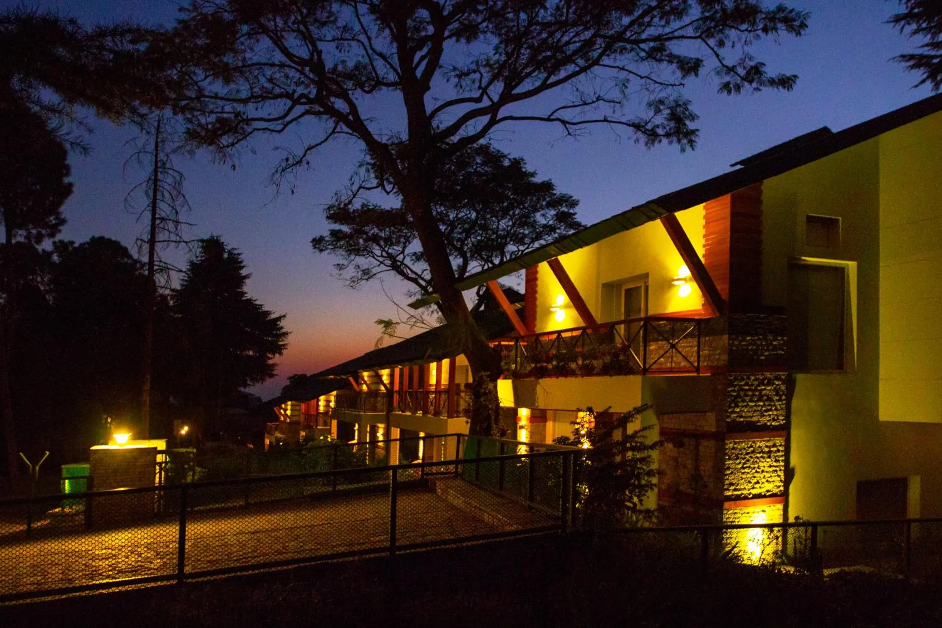 Property building in Lamrin Norwood Green Palampur, Himachal Pradesh Property building in Lamrin Norwood Green Palampur, Himachal Pradesh