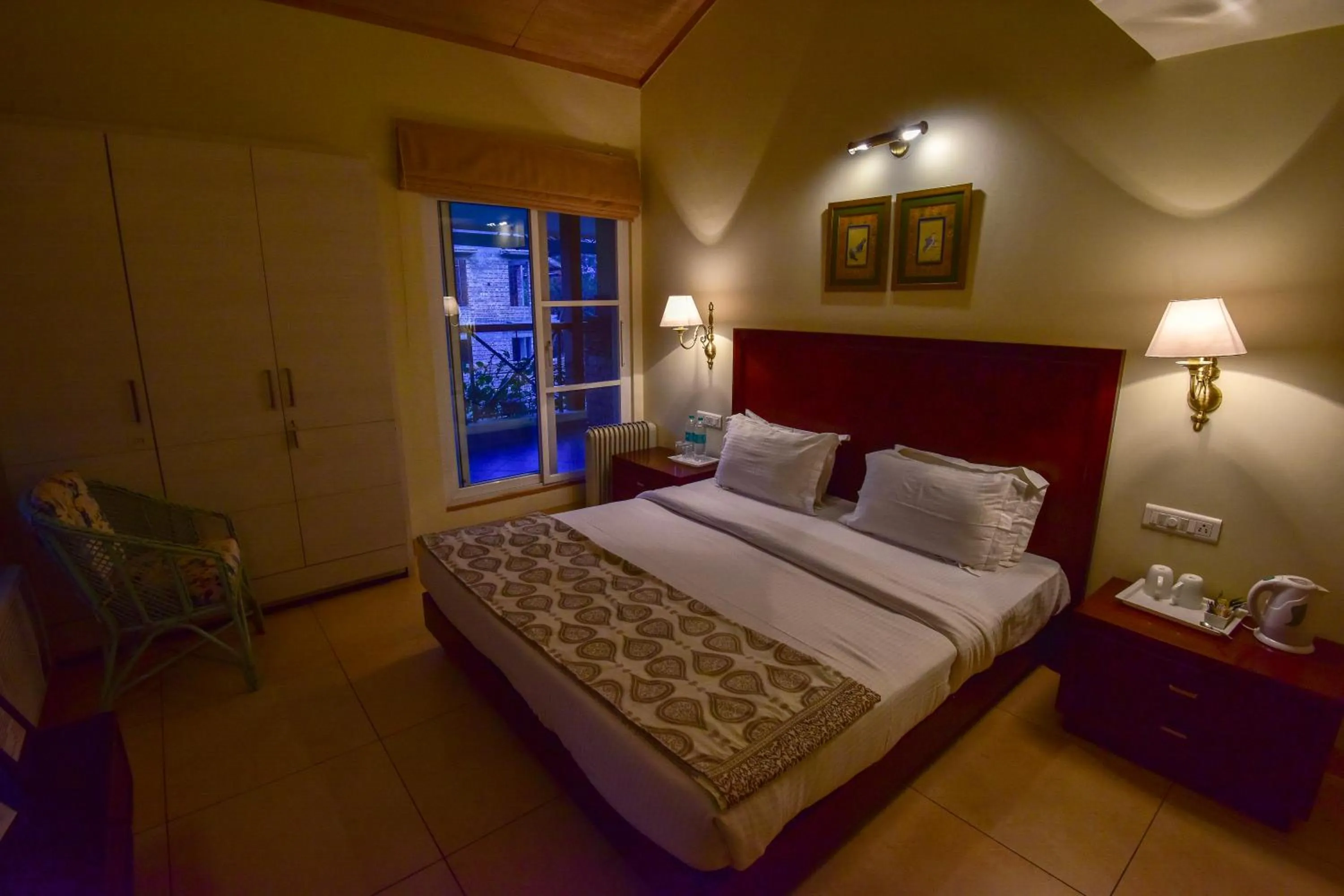 Bedroom, Bed in Lamrin Norwood Green Palampur, Himachal Pradesh