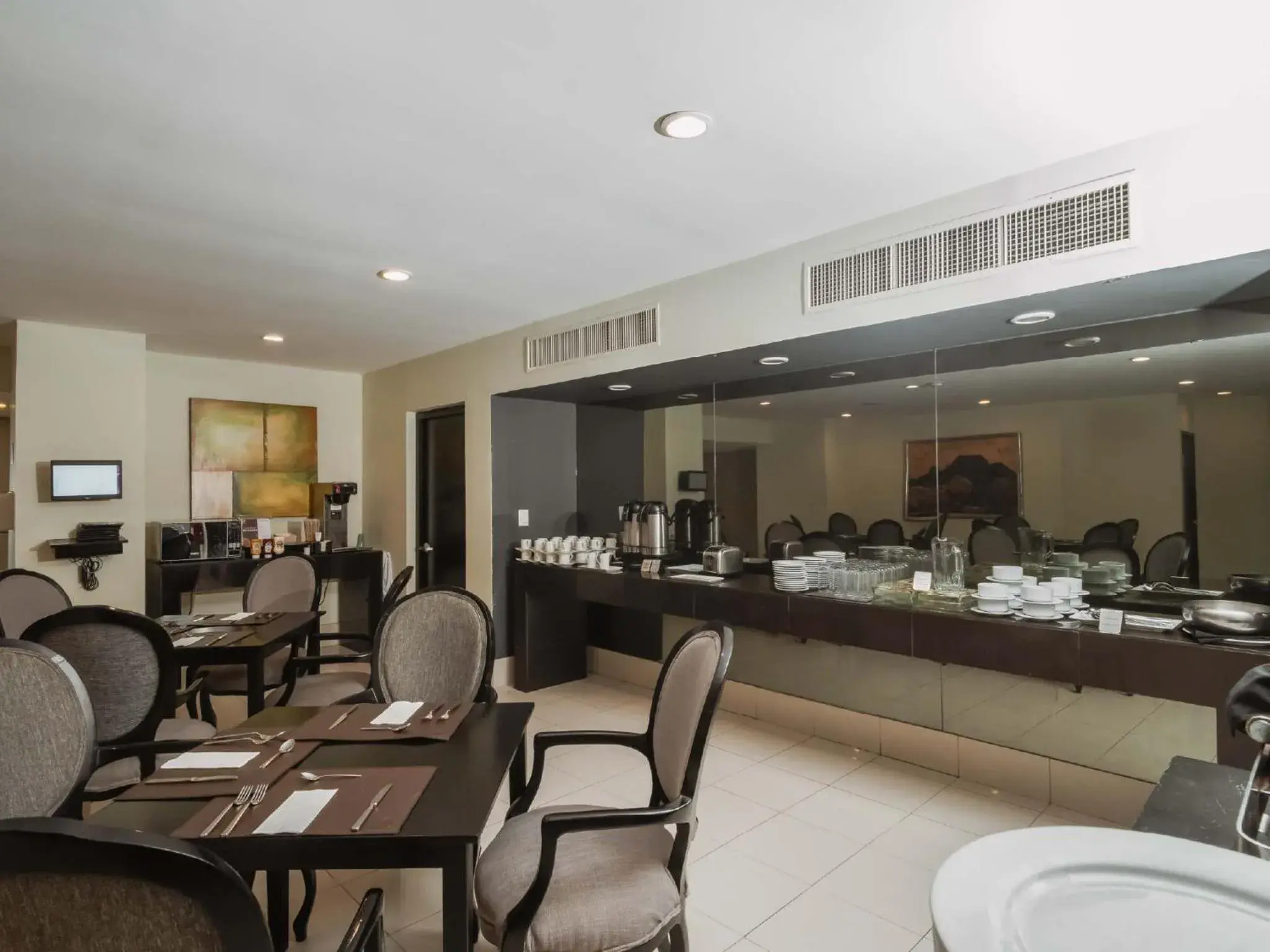 Restaurant/places to eat in HS HOTSSON Smart Value Tampico Restaurant/places to eat in HS HOTSSON Smart Value Tampico