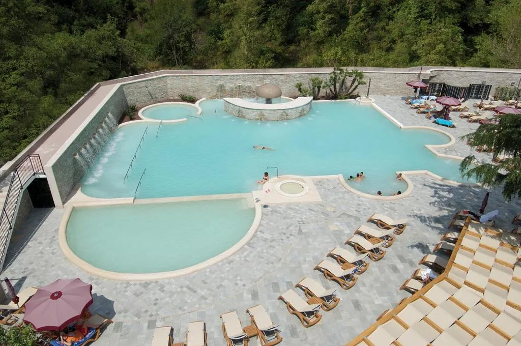 Pool view in Complesso Termale Vescine