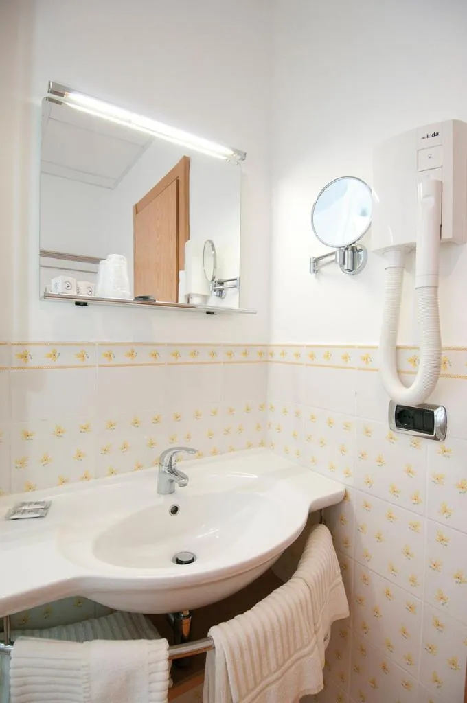 Toilet in Complesso Termale Vescine