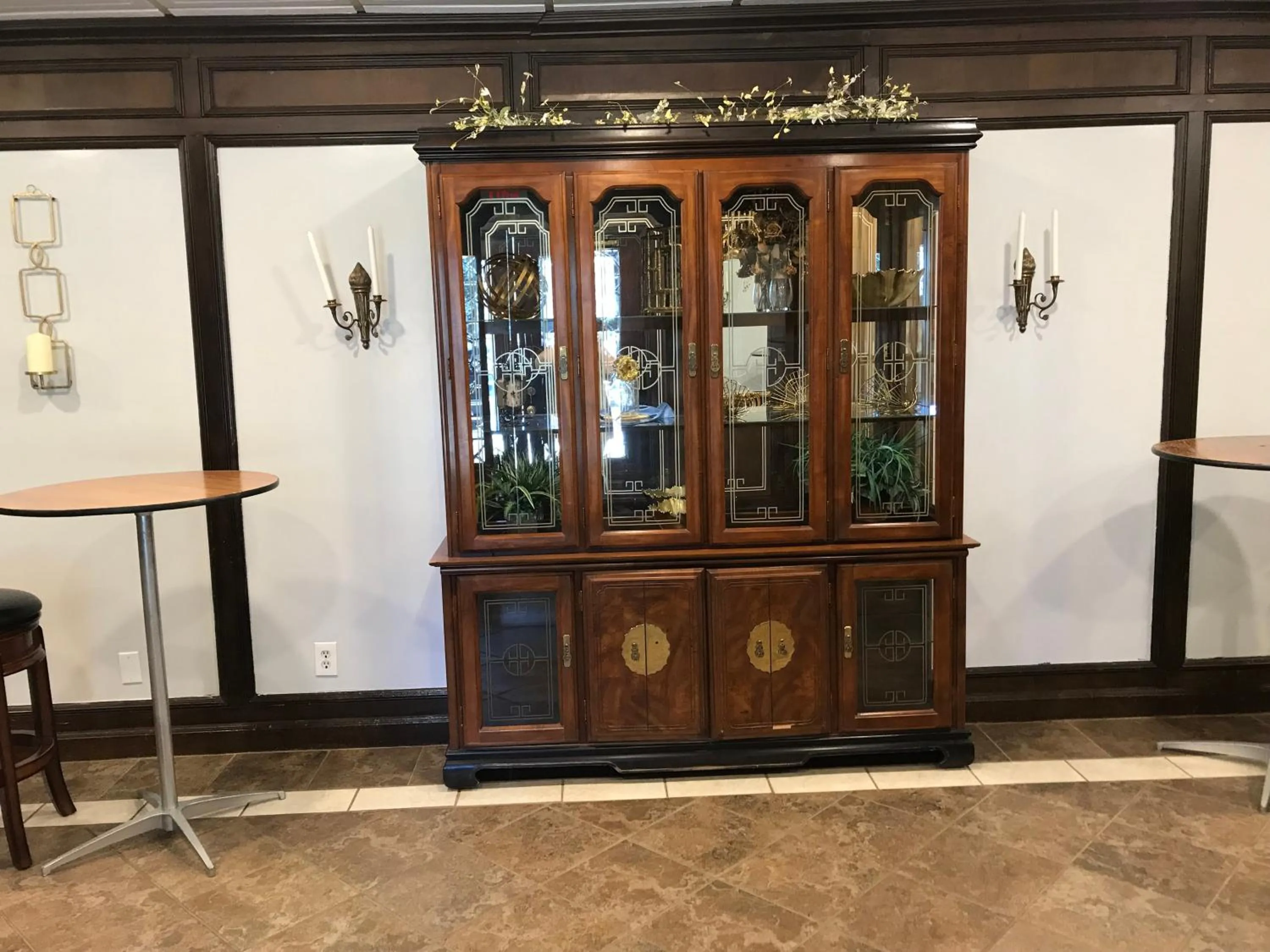 Meeting/conference room in Lakeview Hotel