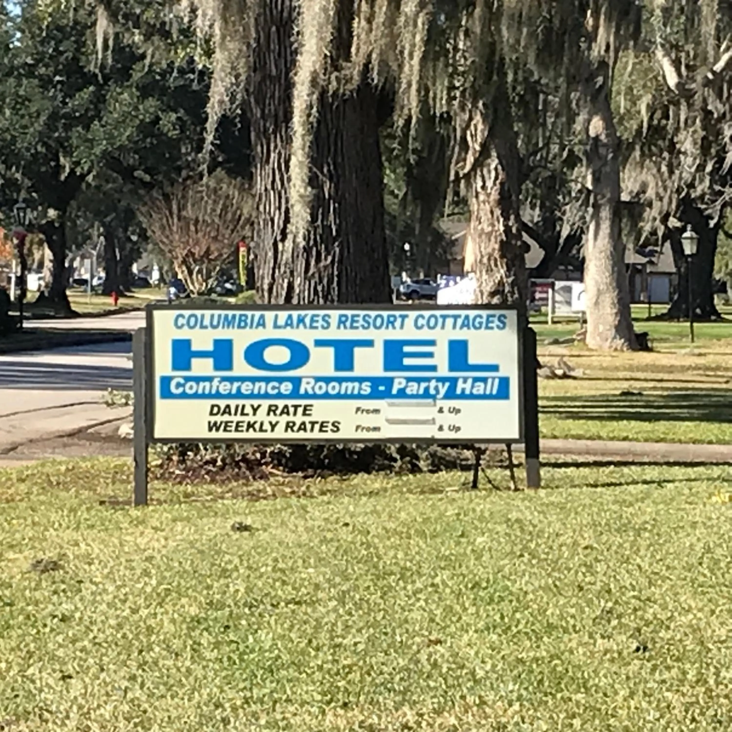 Property building in Lakeview Hotel