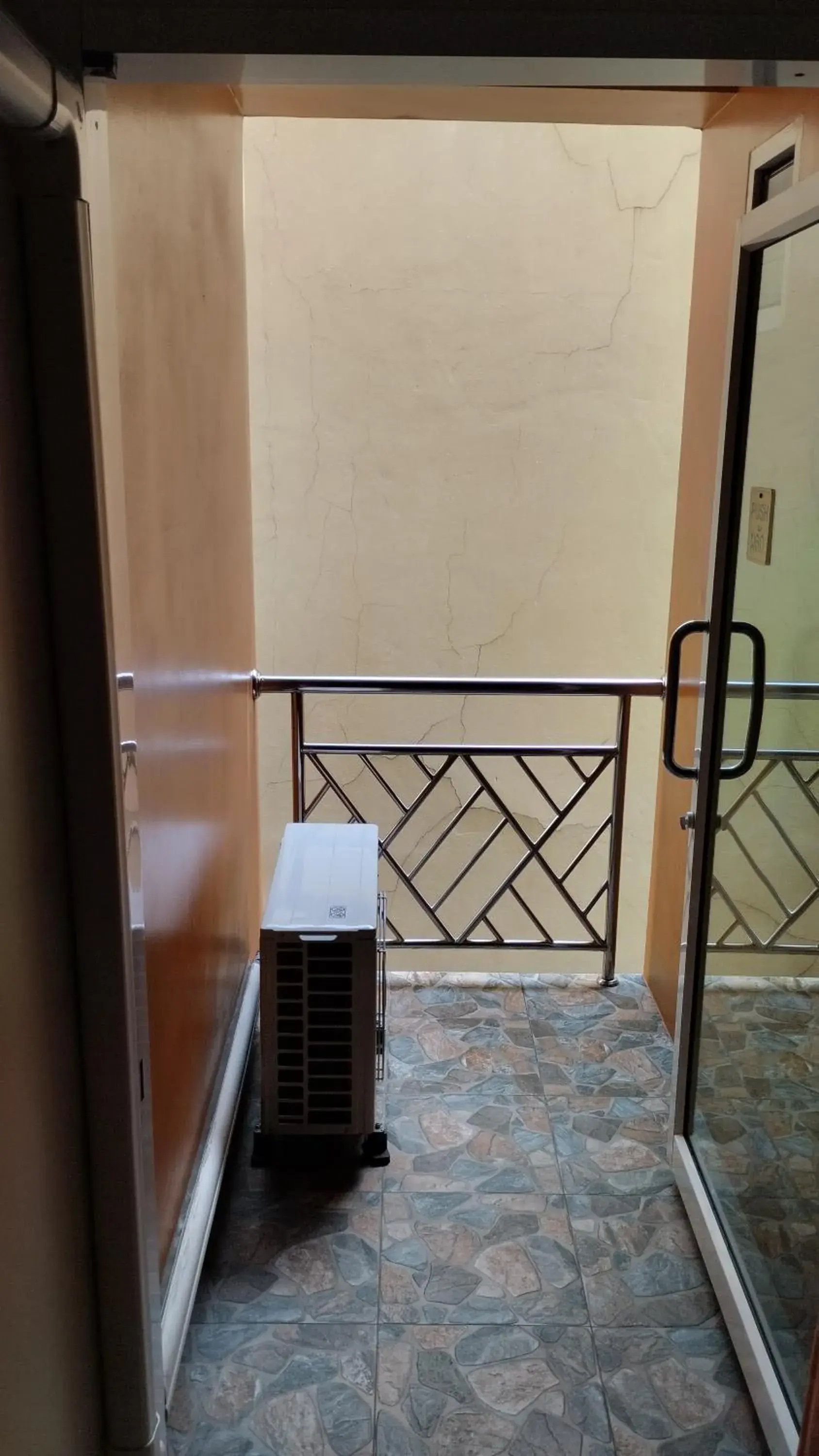 Baan Wanchart Baan Wanchart