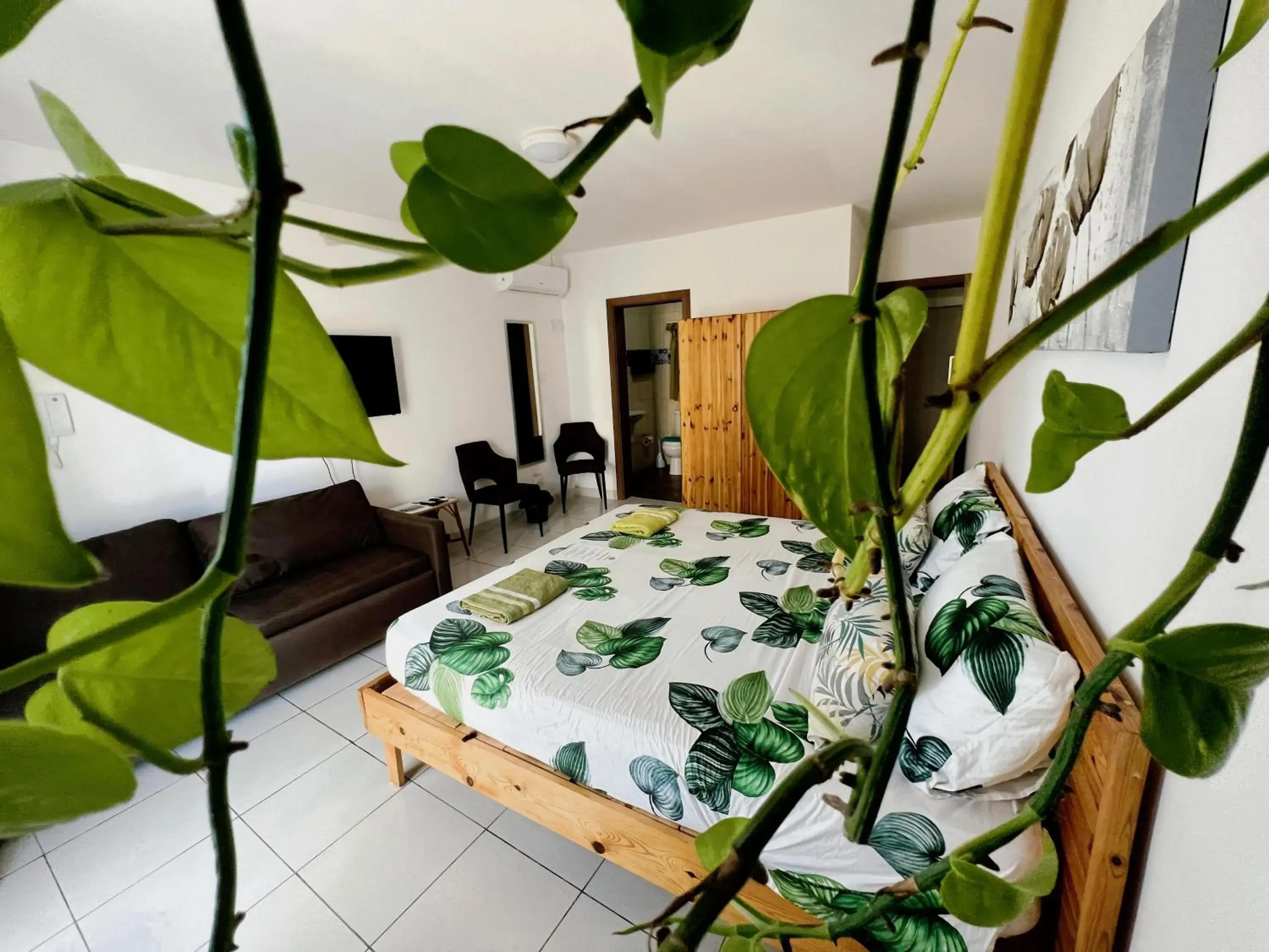 Family Room with Balcony in All Nations Holiday Home Family Room with Balcony in All Nations Holiday Home