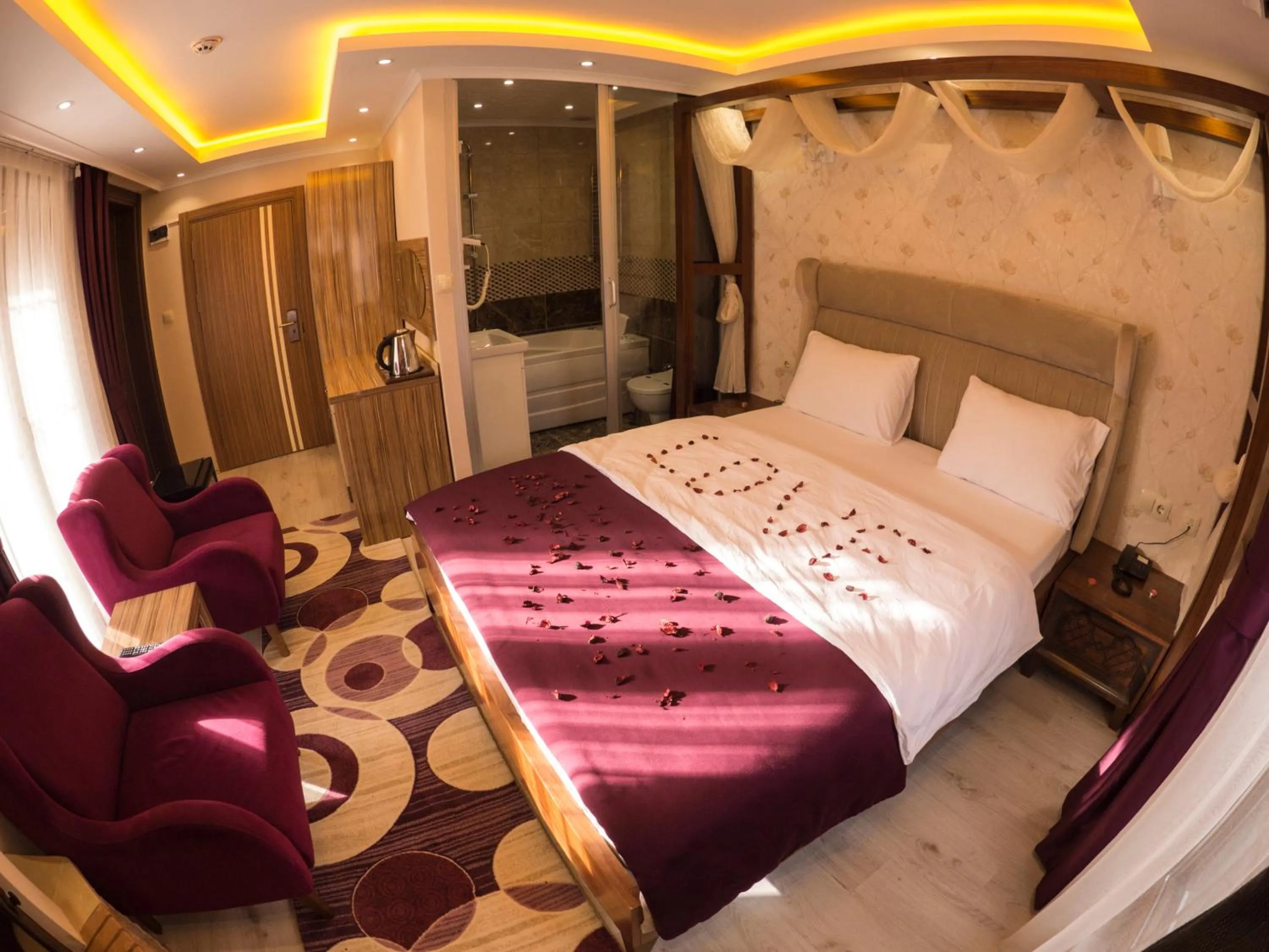 Bed in Elif Inan Hotel