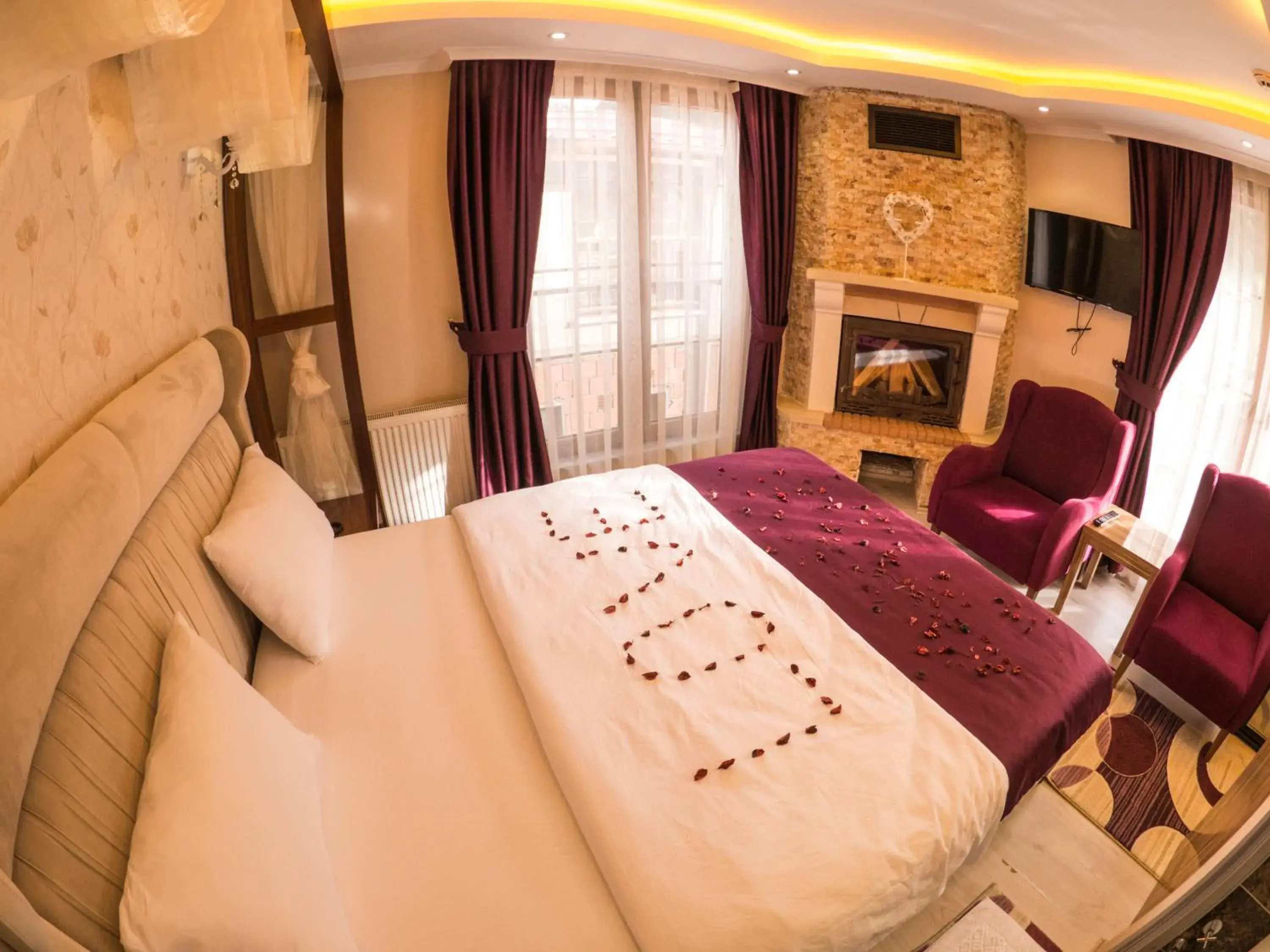 Bed in Elif Inan Hotel Bed in Elif Inan Hotel