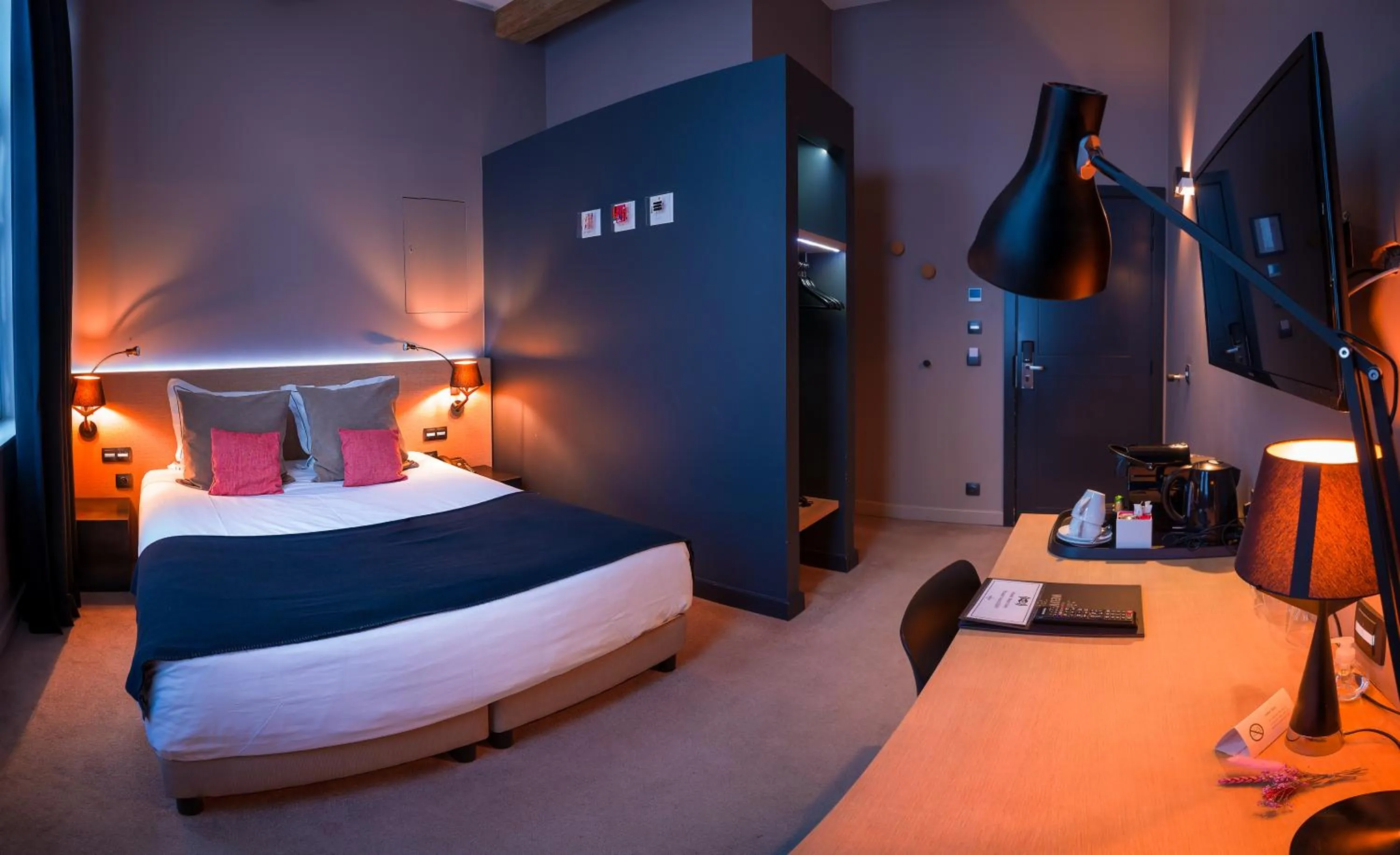 Bed in Hotel Neuvice