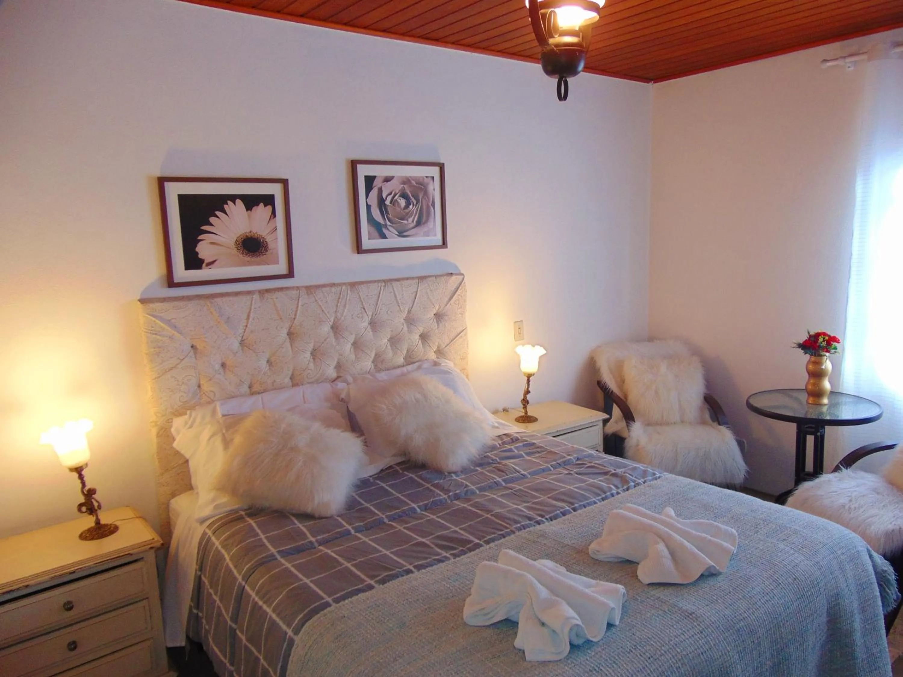 Bedroom, Bed in Pousada Village Por do Sol by Concavus