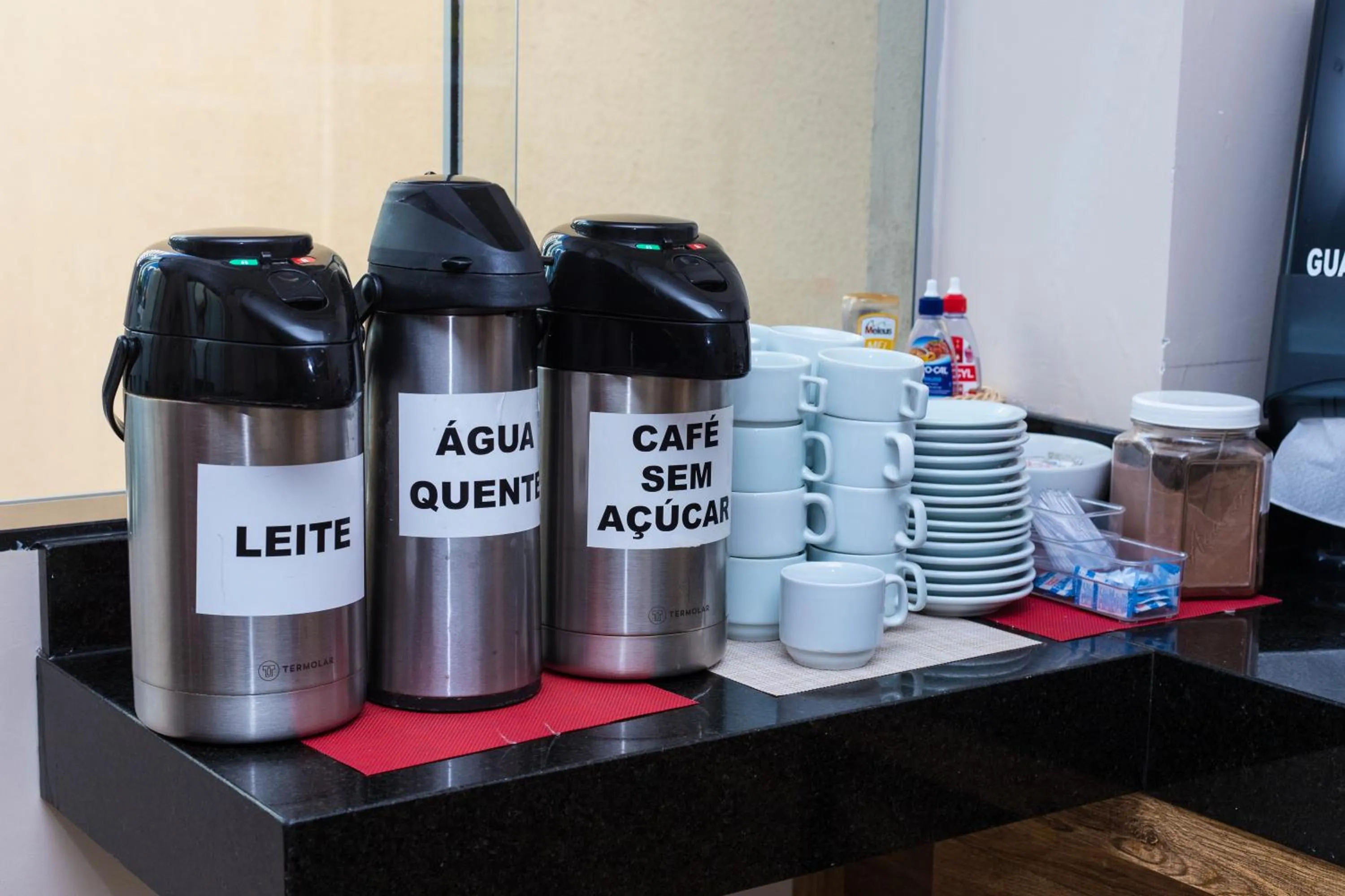 Breakfast in Hotel Astória Maringá