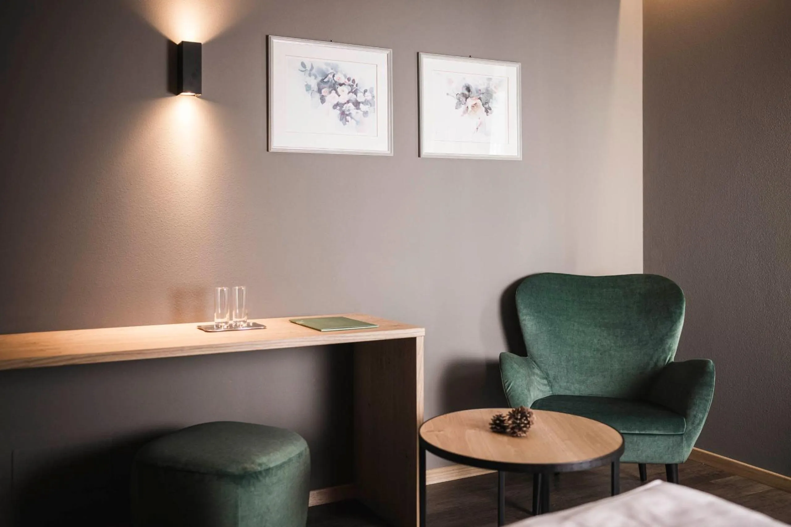 Photo of the whole room in Hotel Alpenhof